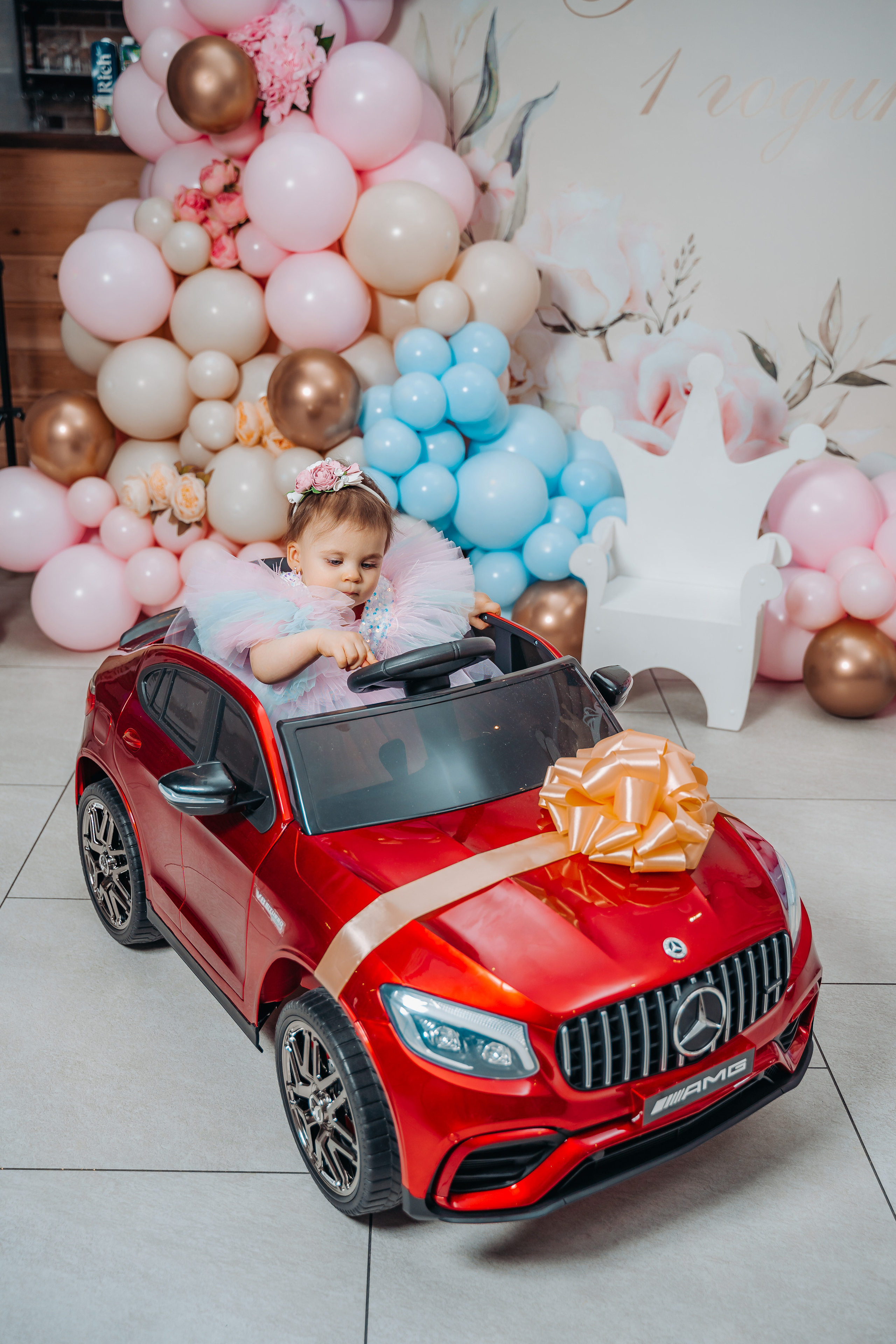 День рождения Ульяны 1 год (годовасие) в клубе Барин