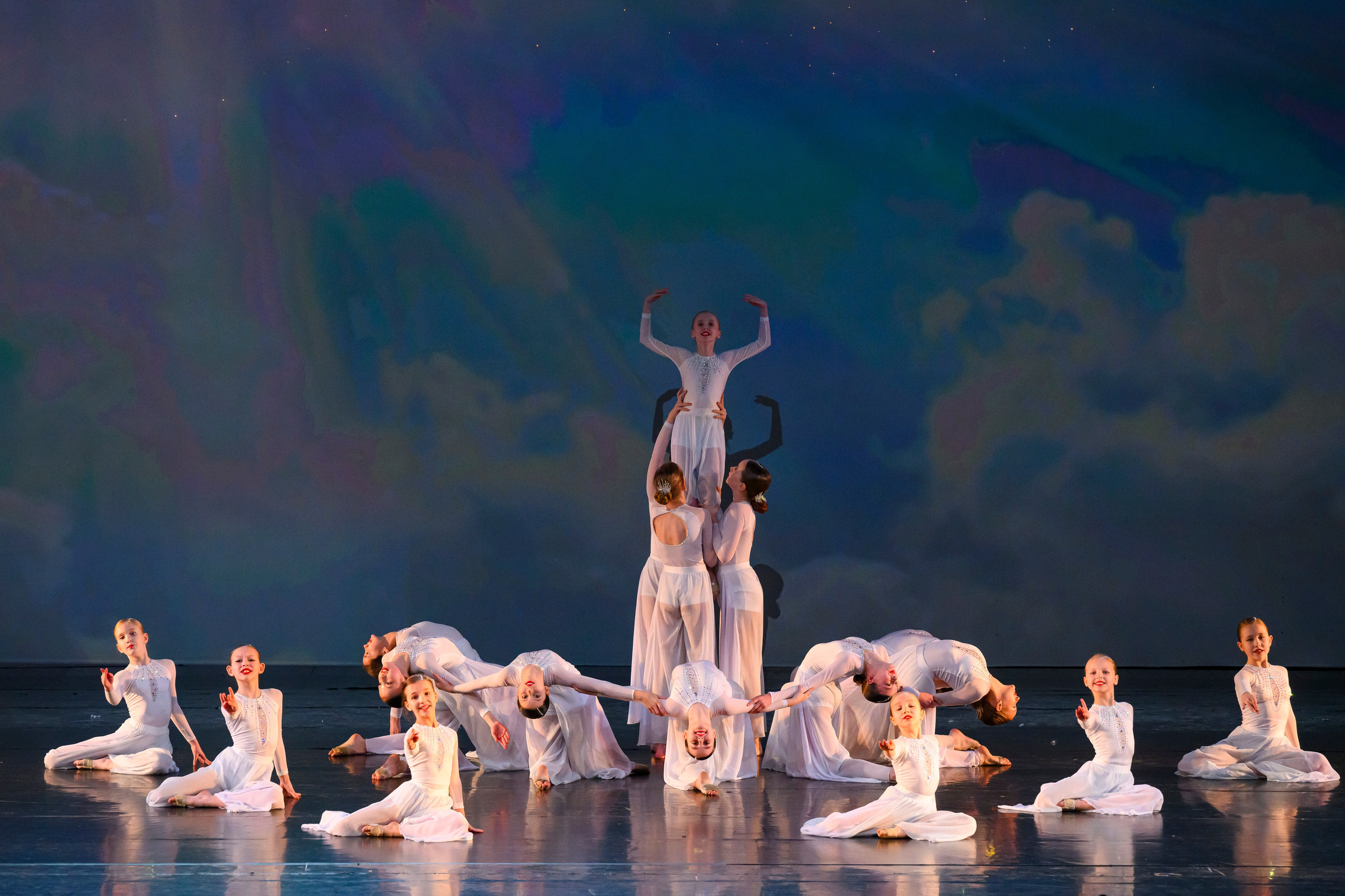 23 апреля, часть 1, БКЗ Октябрьский, г. Санкт-Петербург. Золотое яблочко