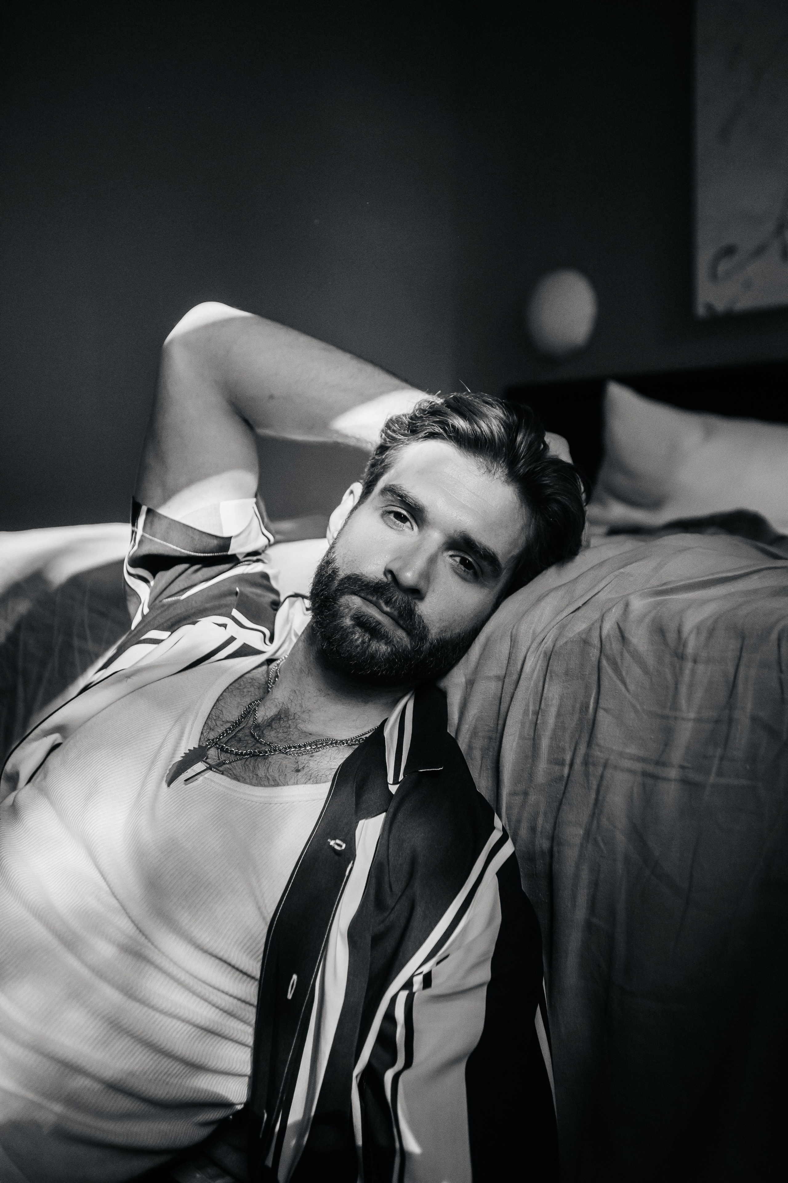 Мужской портрет «мысли не дают мне покоя». Свадебный и семейный фотограф Ибрагимова Мария из Екатеринбурга