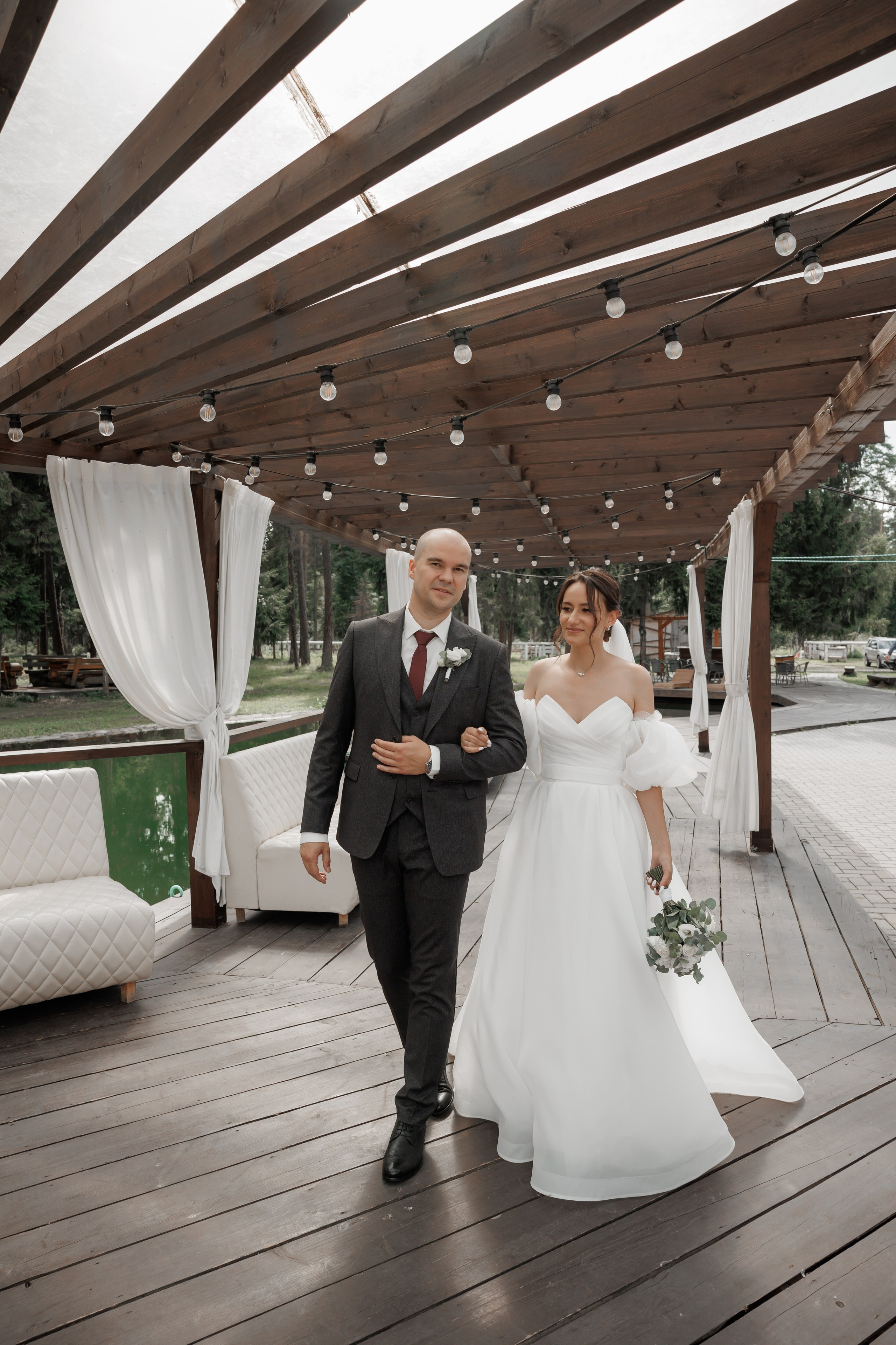 Полина и Дмитрий, загородный клуб «Барин», ЗАГС в г. Пушкино. Свадебный и репортажный фотограф (Москва, Королев и другие)