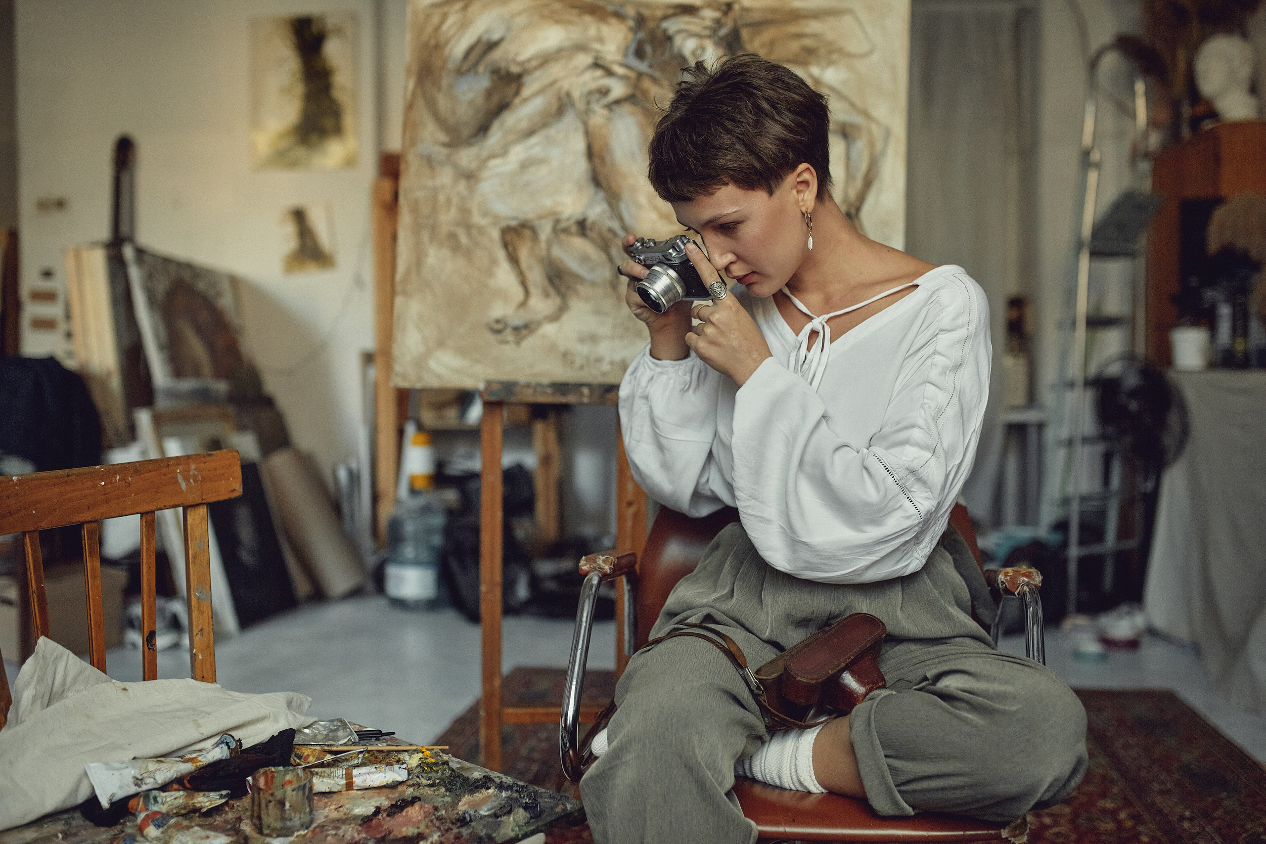 Съёмка в мастерской художника Лиды Железняк