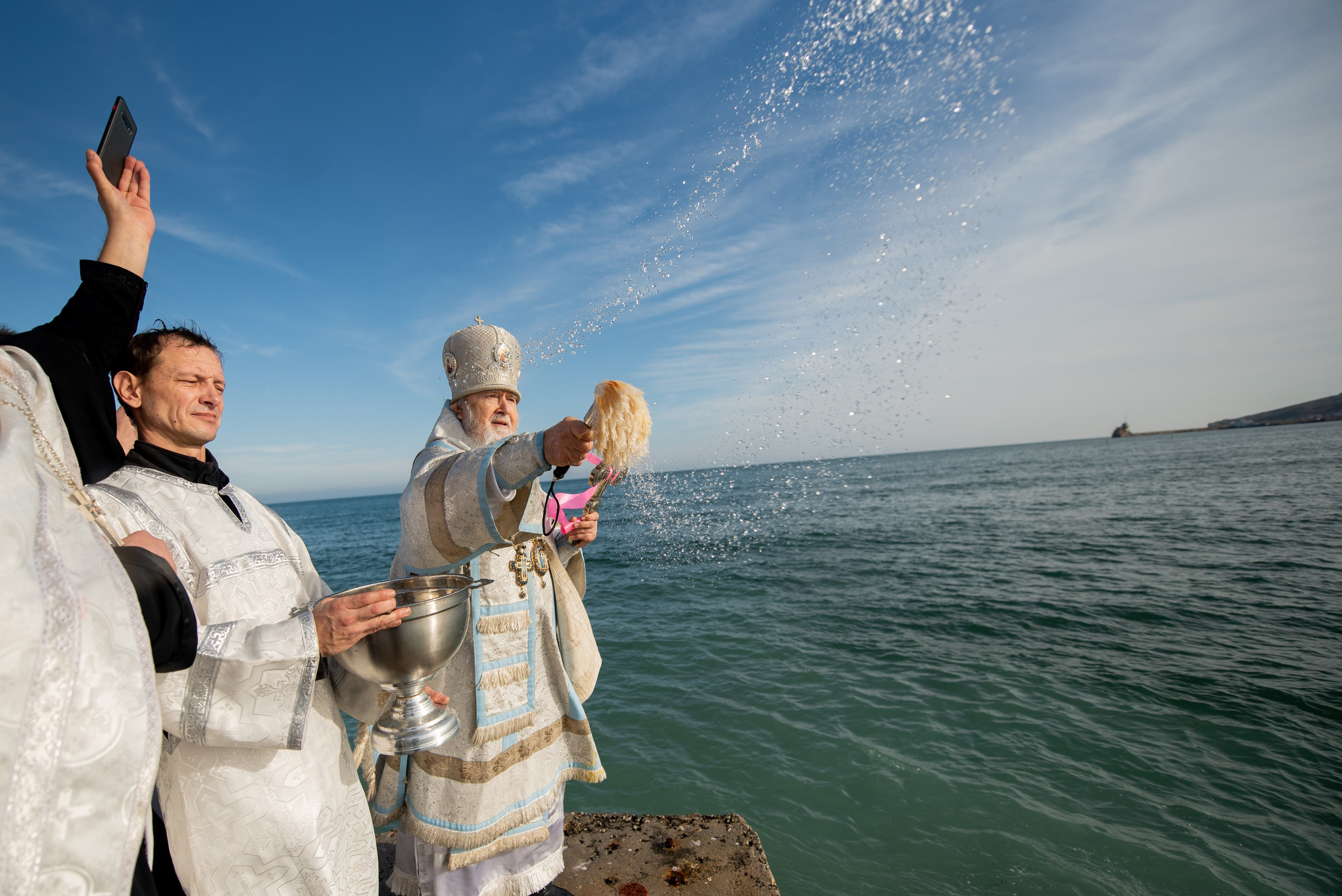 Крещение 18.01.2023. Семейный и свадебный фотограф в Феодосии и Коктебеле