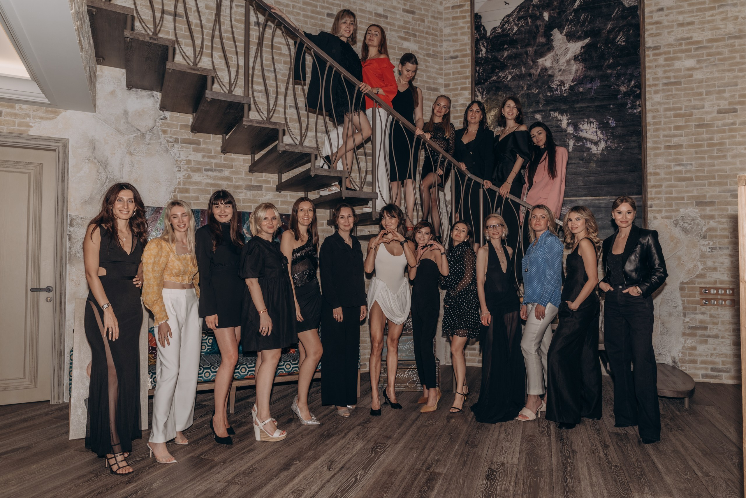 Birthday. AELITA. MILATE — выпускные альбомы, фотосессии и видео в Москве