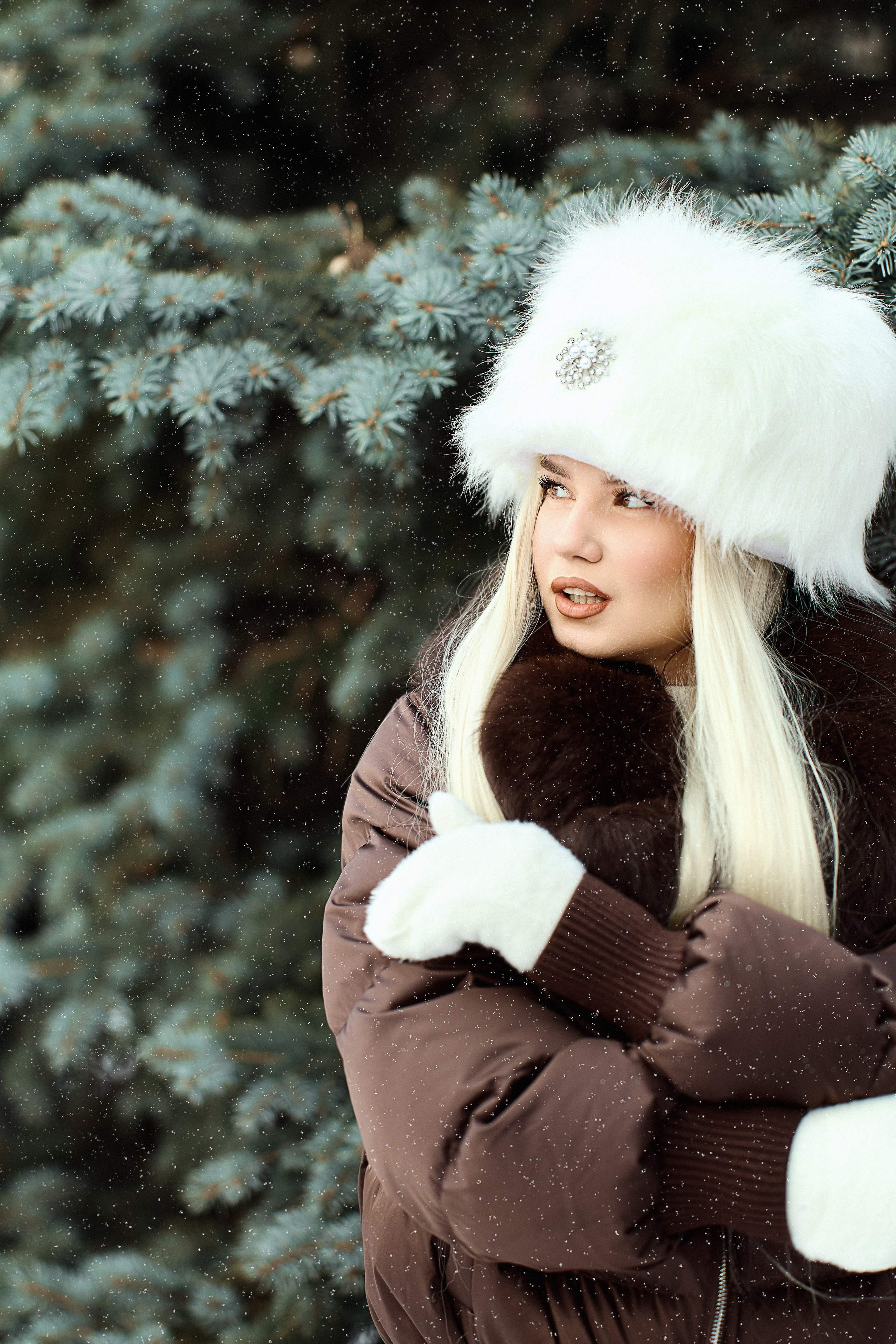 ZIMA. ANASTASIA. Главная