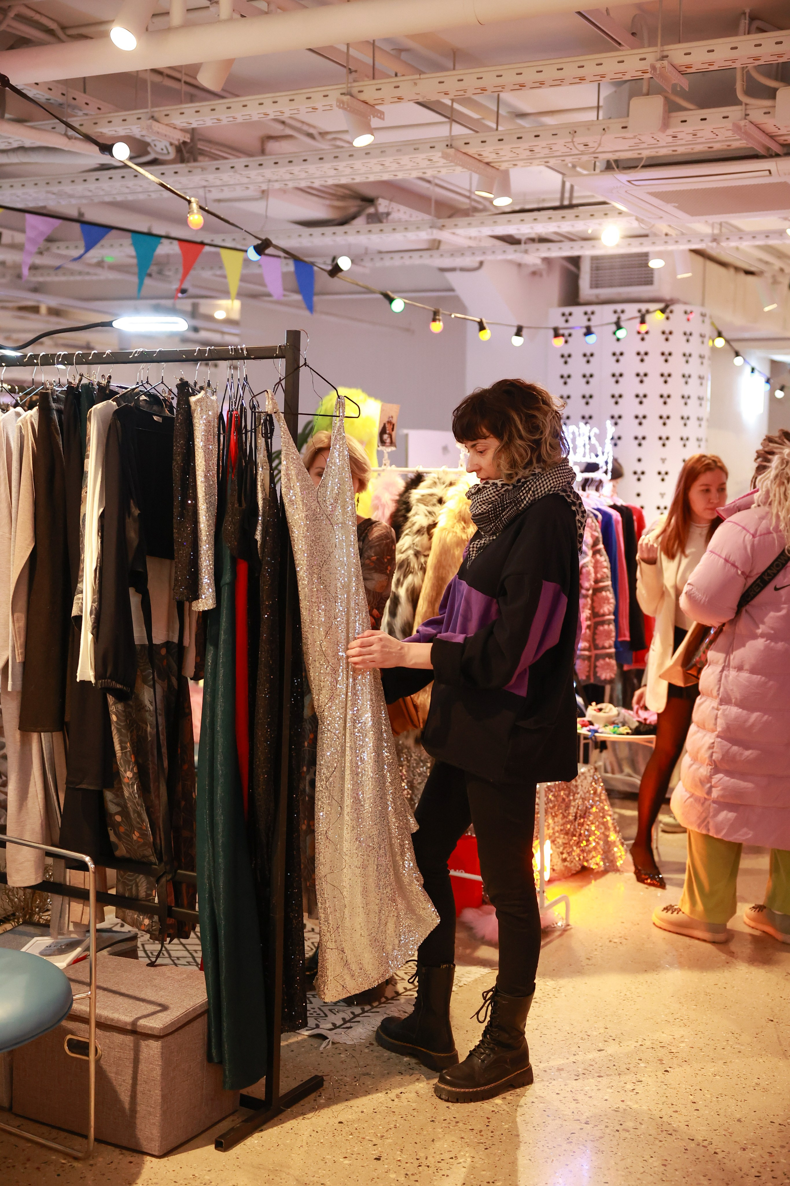 23–24 декабря 2023 в «Три вокзала. Депо» / День 1. Фотоотчеты «Ламбада-маркета»