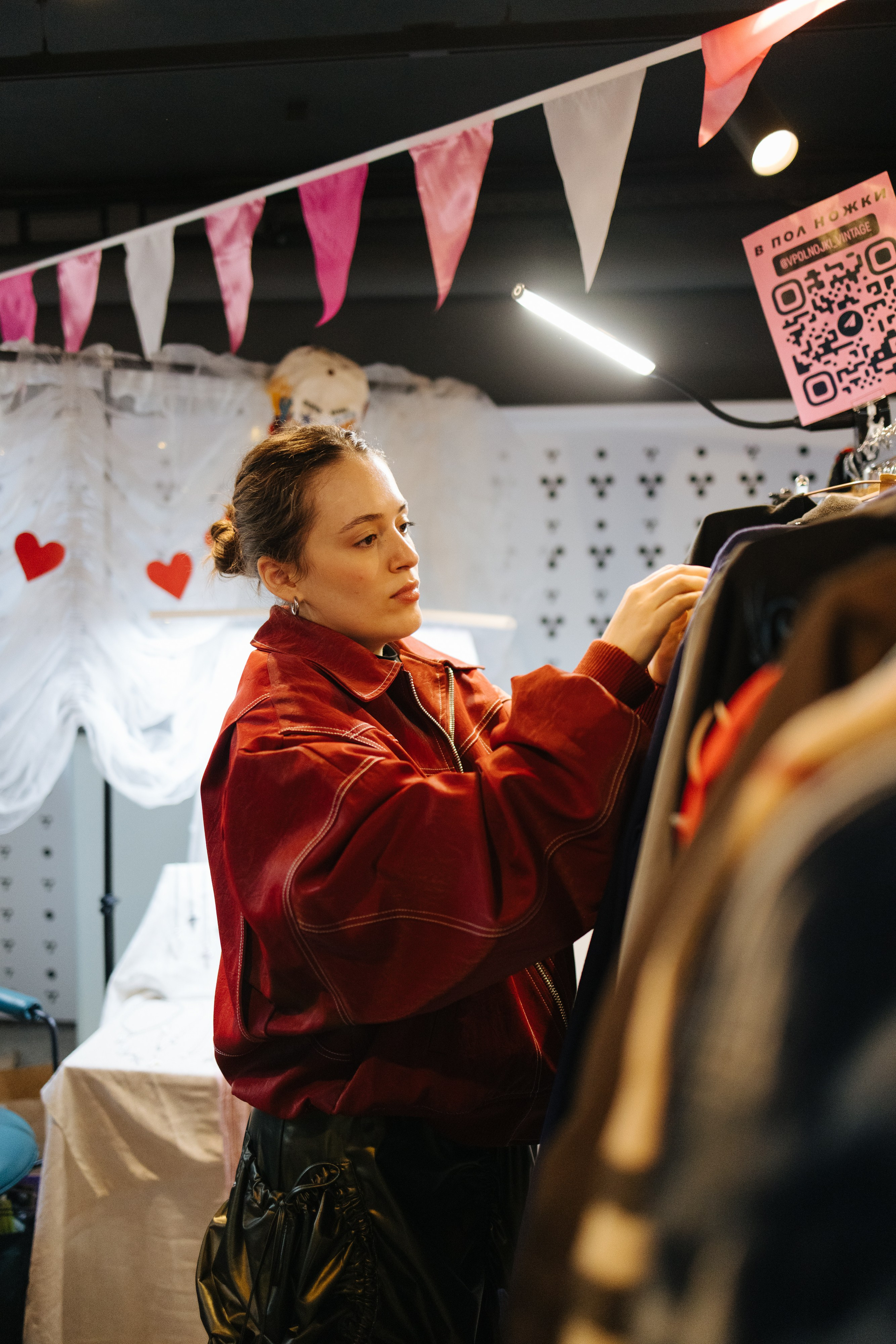 7–8 марта 2025 в пространстве «Три вокзала. Депо» / День 2 / фото Валерий Белобеев. Фотоотчеты «Ламбада-маркета»