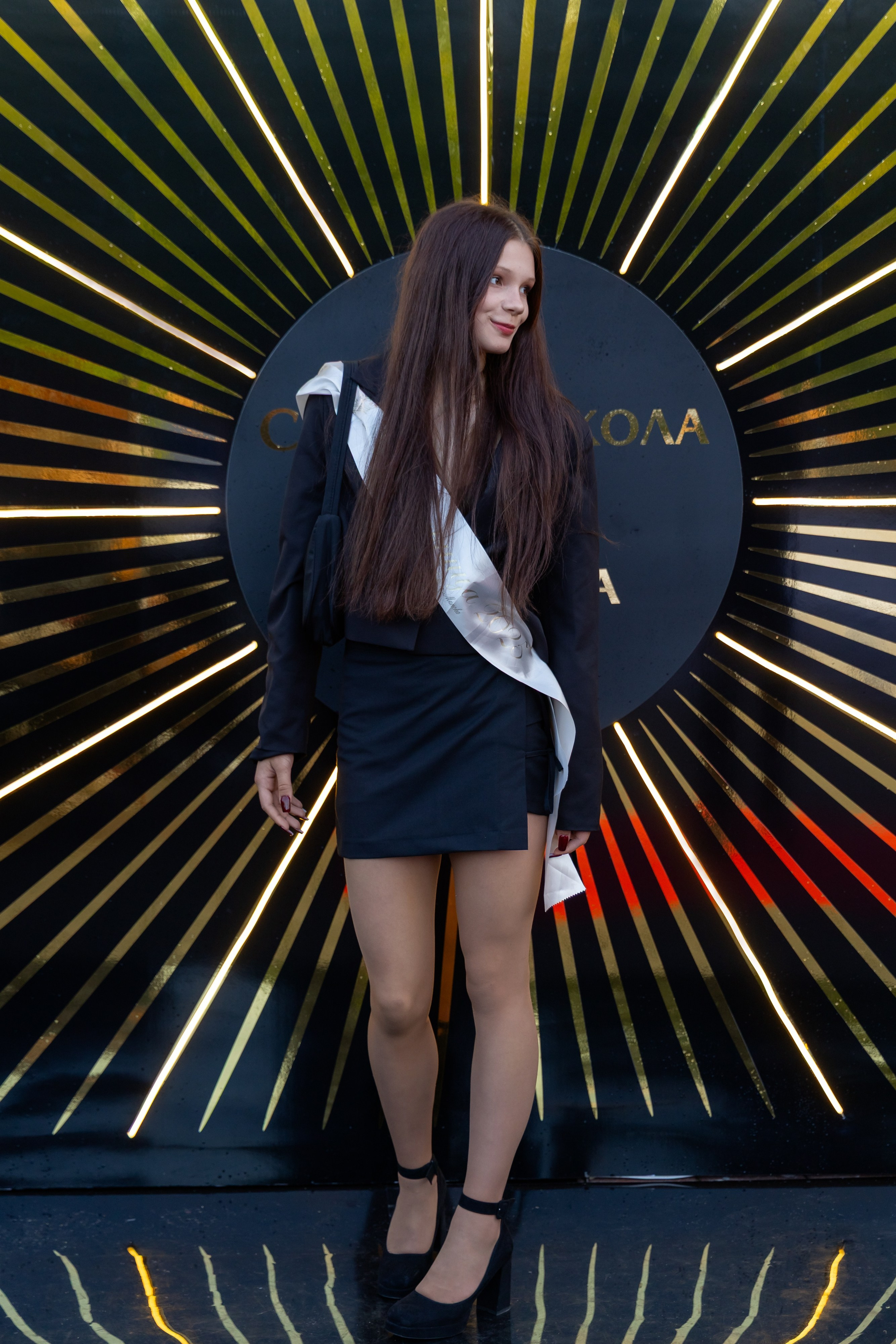 Школьный выпускной 2025 год в Минске, Беларуси. Свадебный фотограф в Минске/Беларуси Сергей Спиридонов