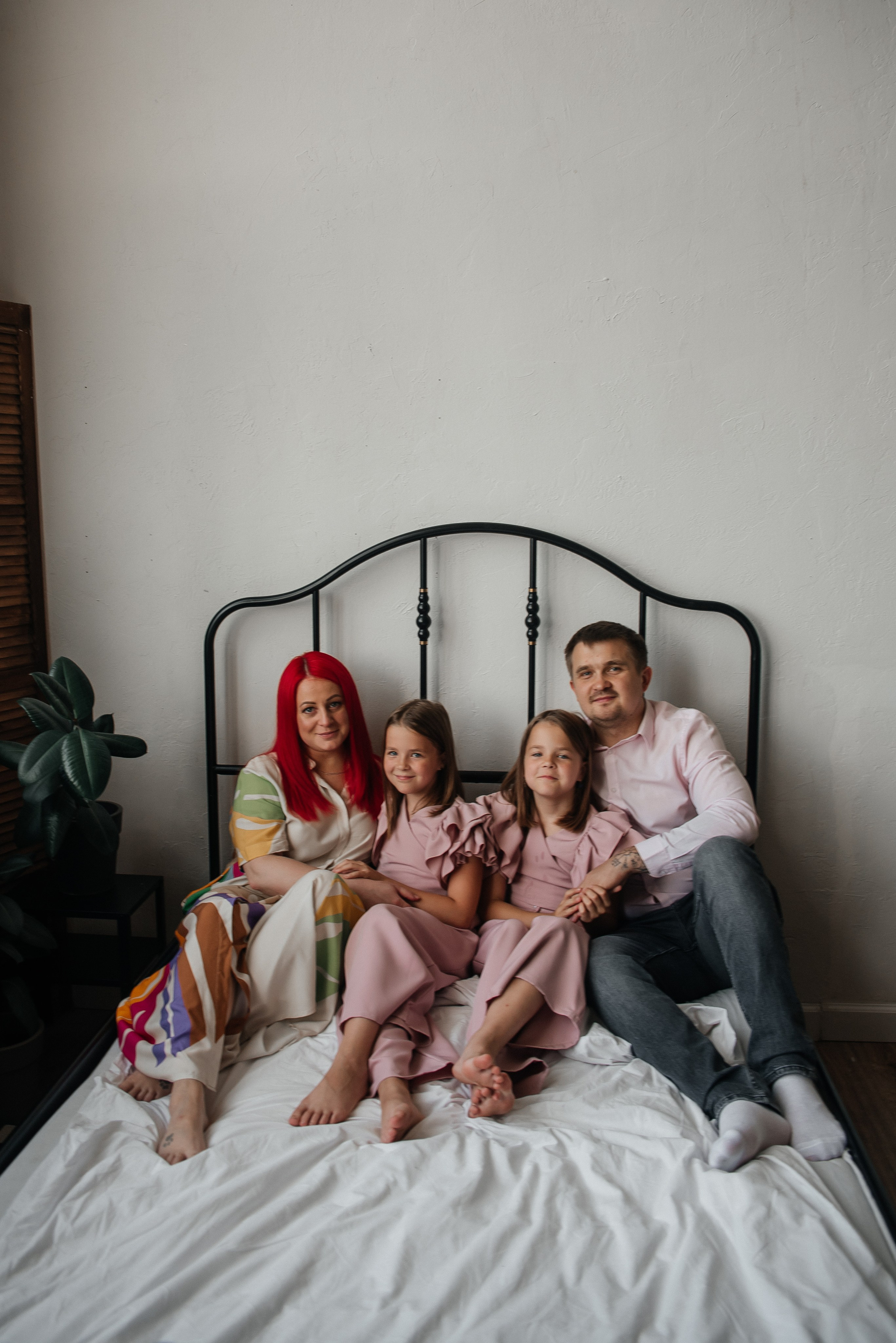 Семейная студийная. Свадебный и семейный фотограф в городе Смоленске