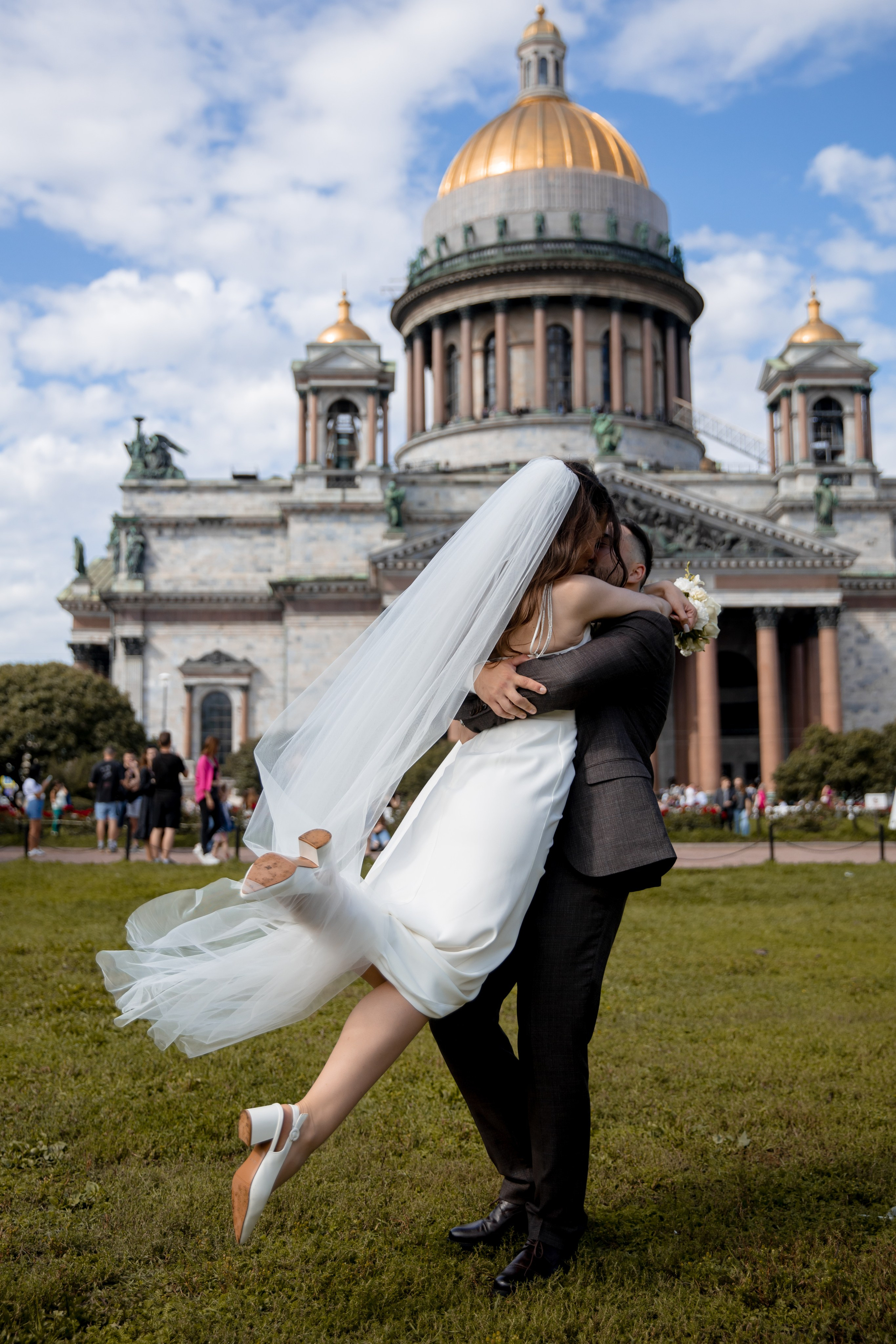 Анна и Александр / Прогулка + ЗАГС. Свадебный и семейный фотограф в Москве Диана Левченко