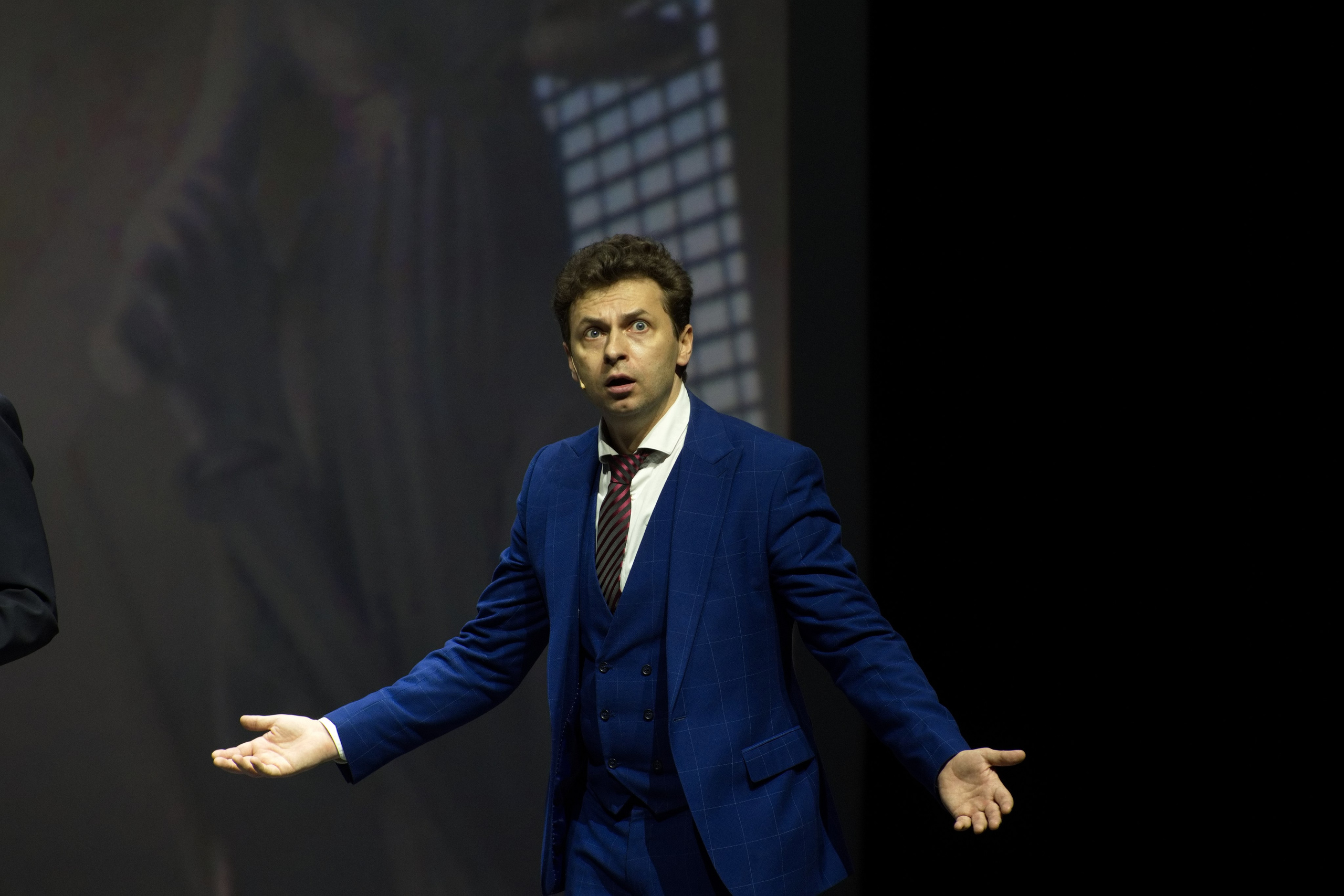 Театр И-Он, Мюнхгаузен. Семейный и детский фотограф Антон Зорин