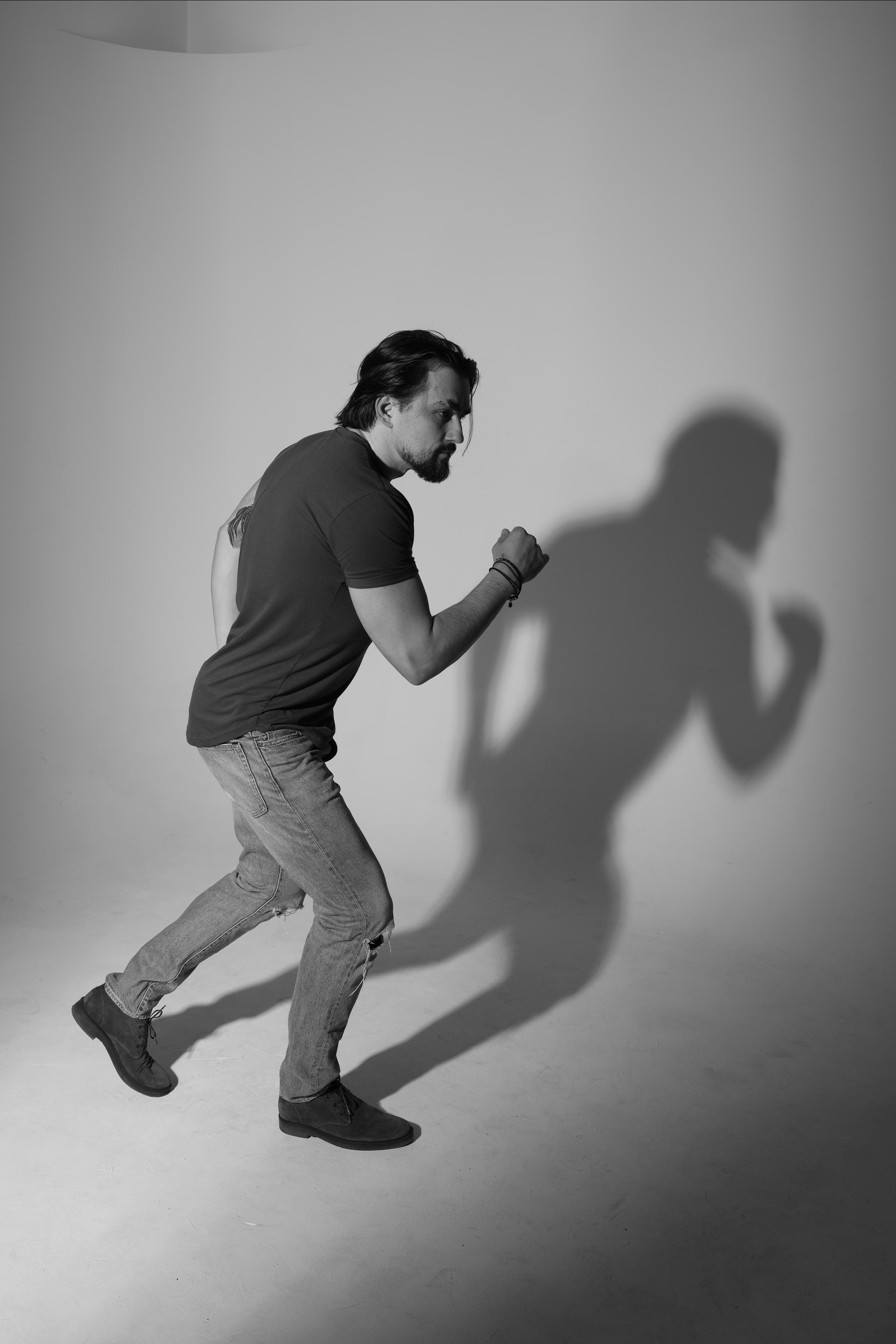 Pole Studios. Юрий Белозёров фотограф