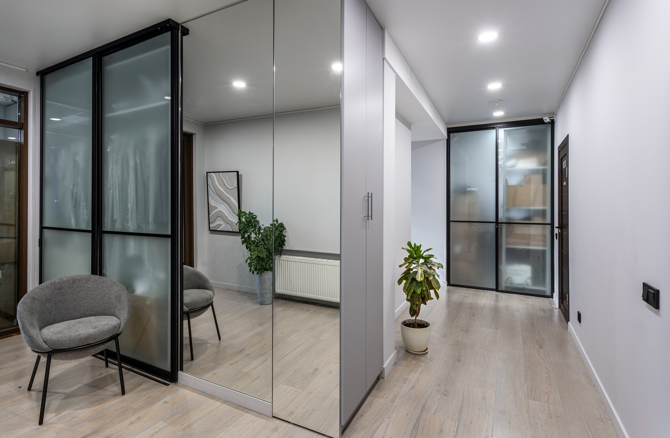 Шоурум магазина одежды WEME (136 м²). Елена Жукова. Архитектура, дизайн и ремонт