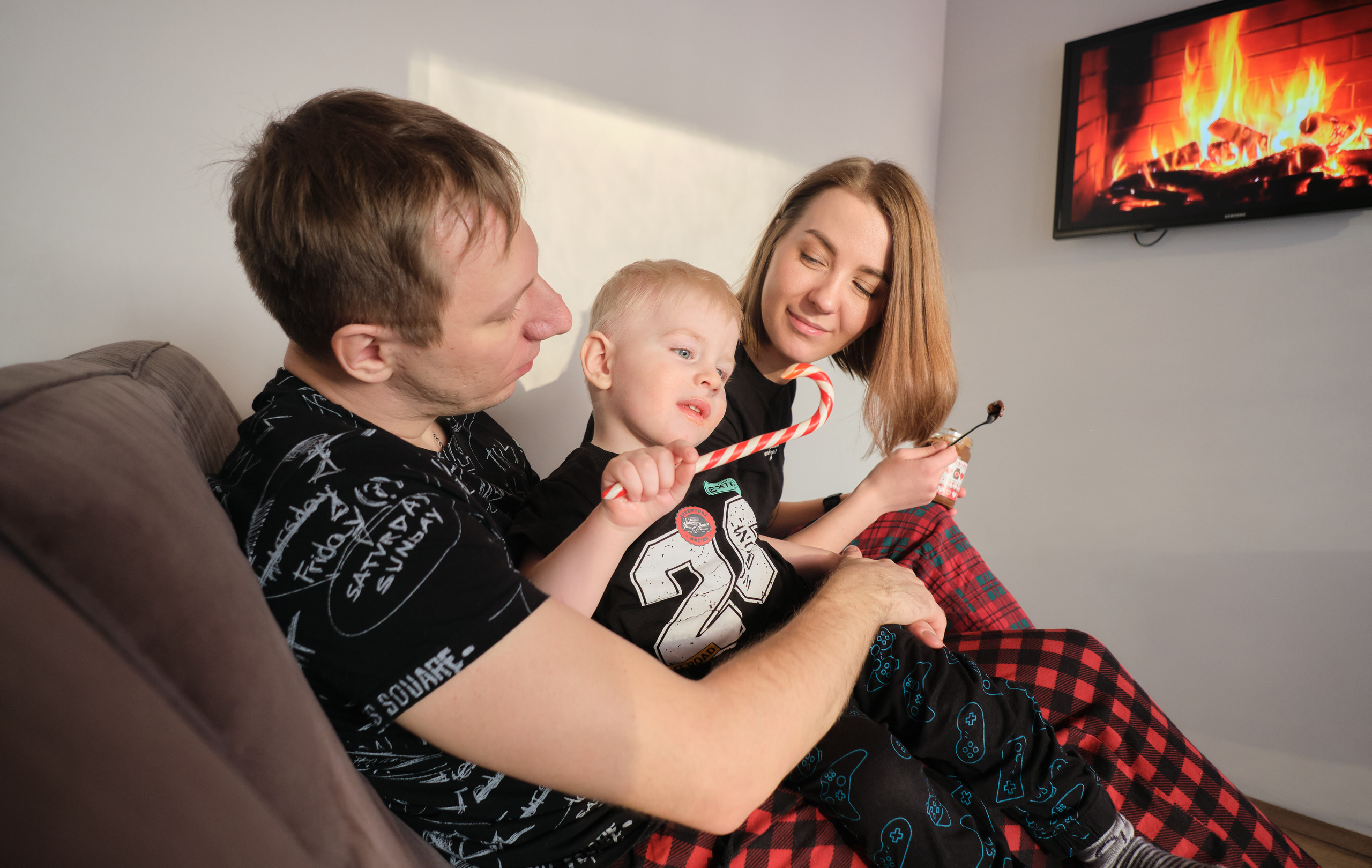 Семья Лионовых. Фотограф в Новокузнецке Анна Абузярова