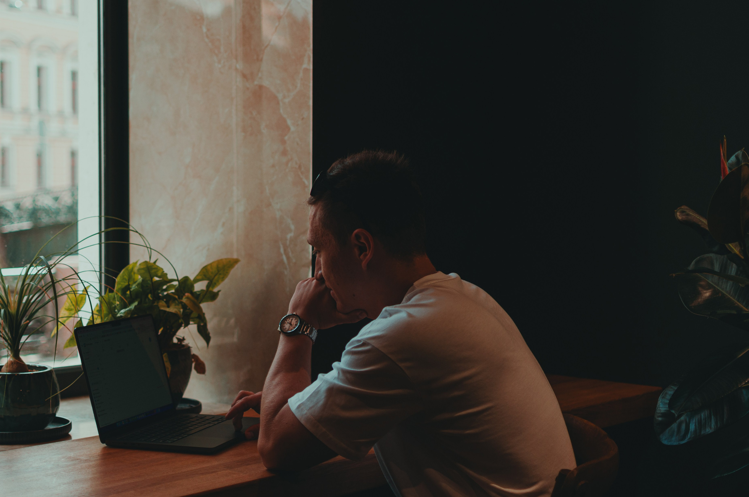 Владимир. MILATE — выпускные альбомы, фотосессии и видео в Москве