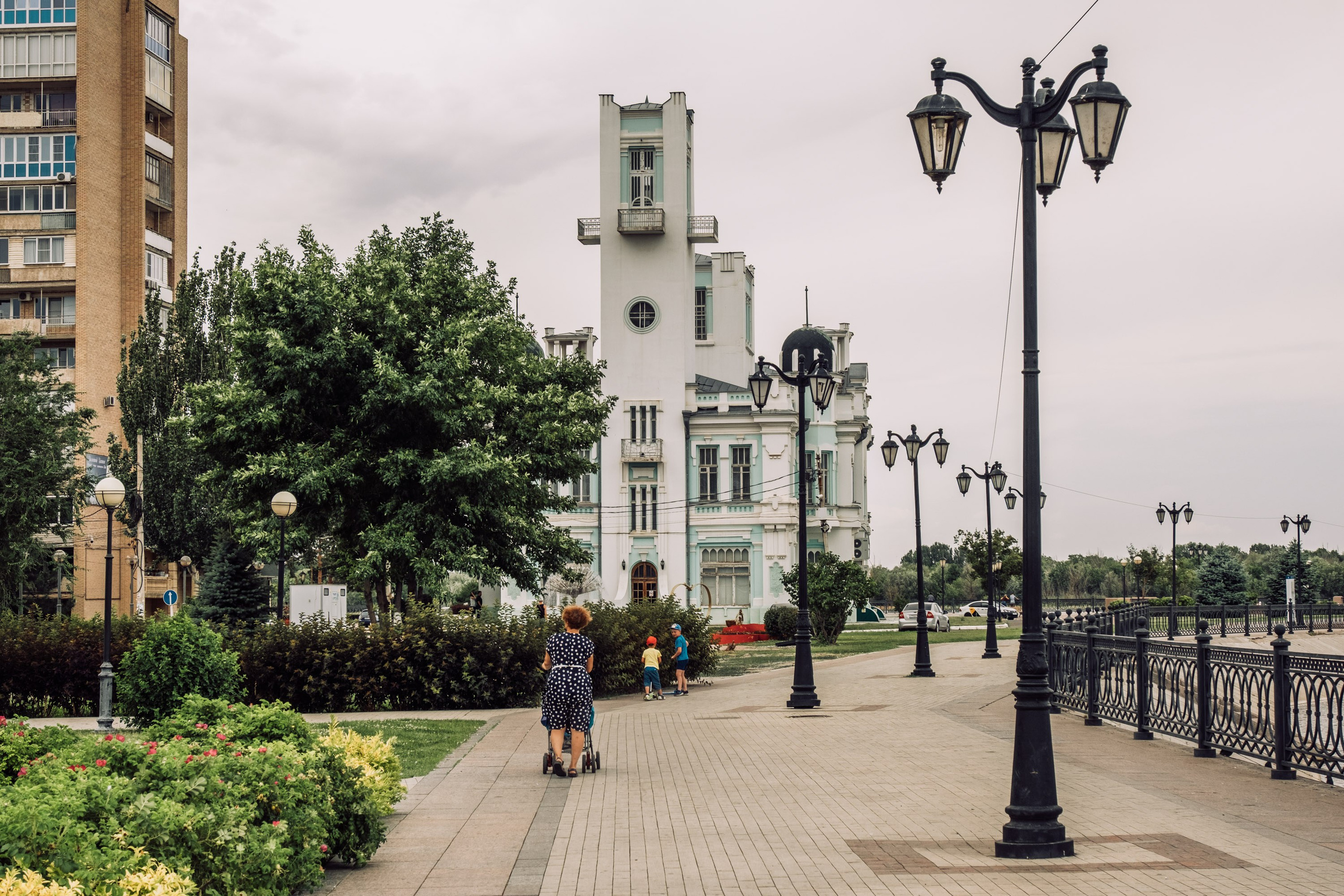 Набережная. Фотограф Анатолий Деникин
