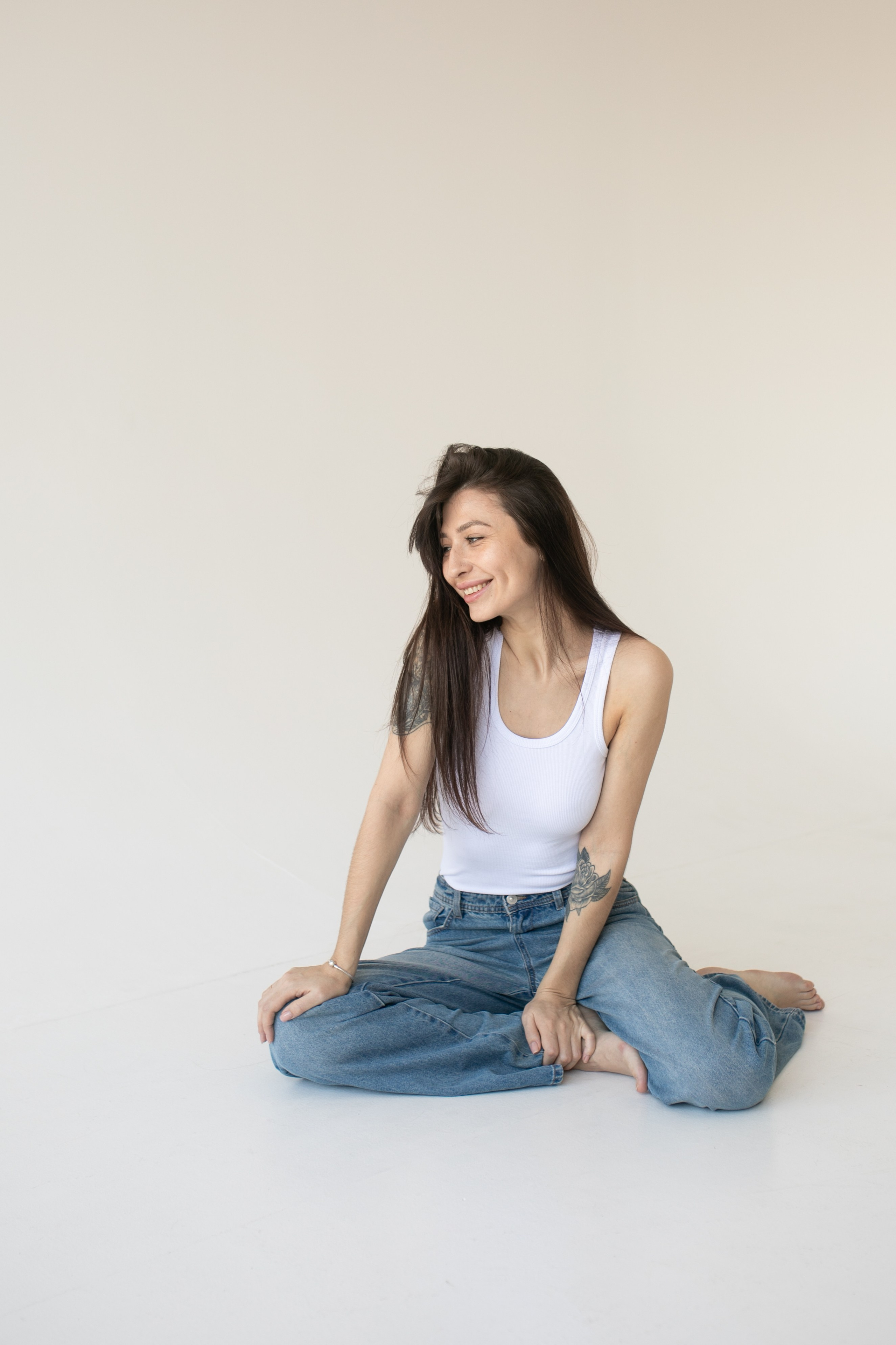 Лена. Естественный свет. Циклорама. Нюд. Фотограф в Новосибирске Ася Зверева