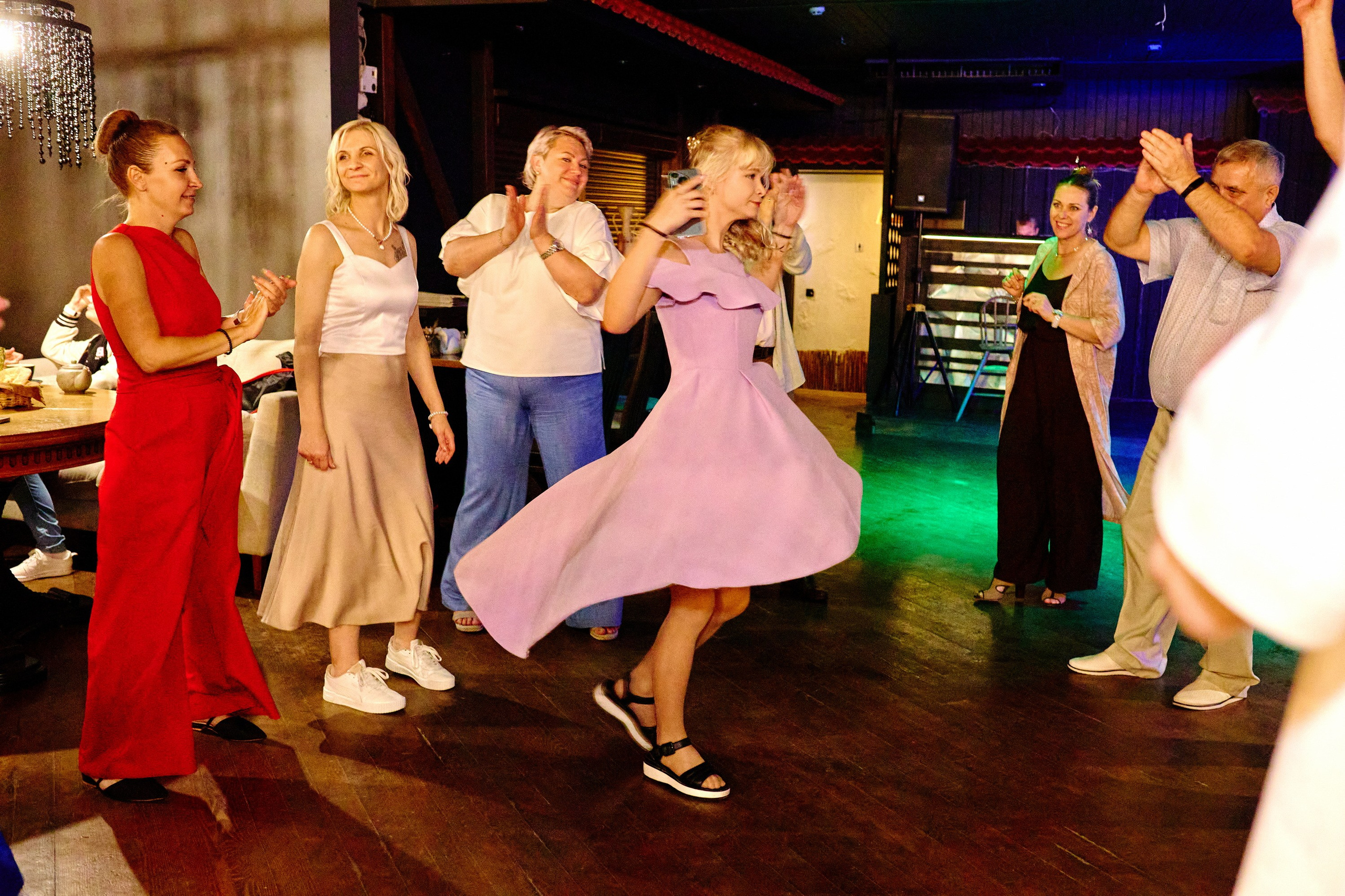 Выпускной 35 Сош. Фотограф Выпускные альбомы Таганрог Сергей Коробченко