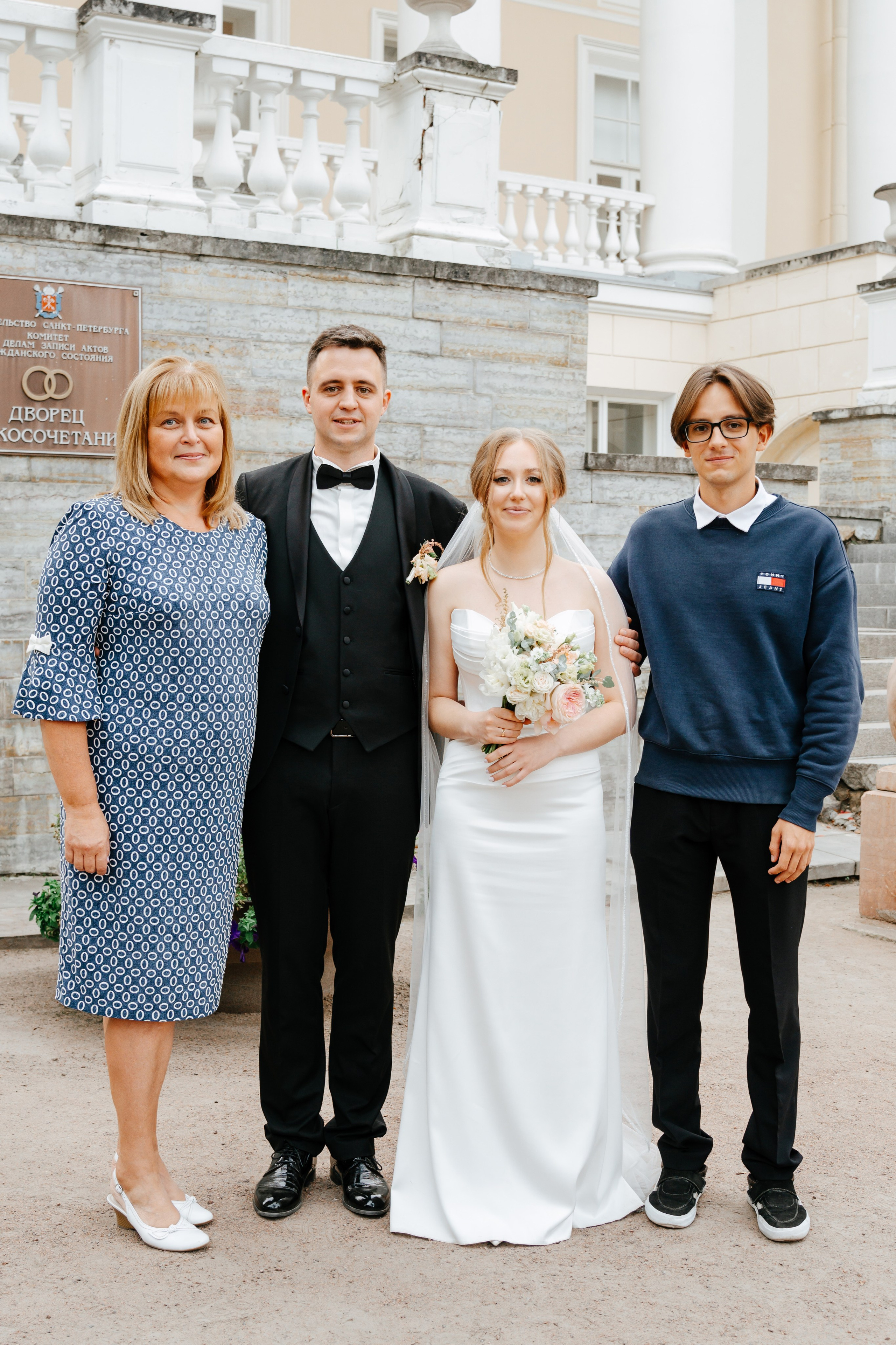 Свадебная фотосессия в Пушкине. Семейный и свадебный фотограф в Санкт-Петербурге и Москве