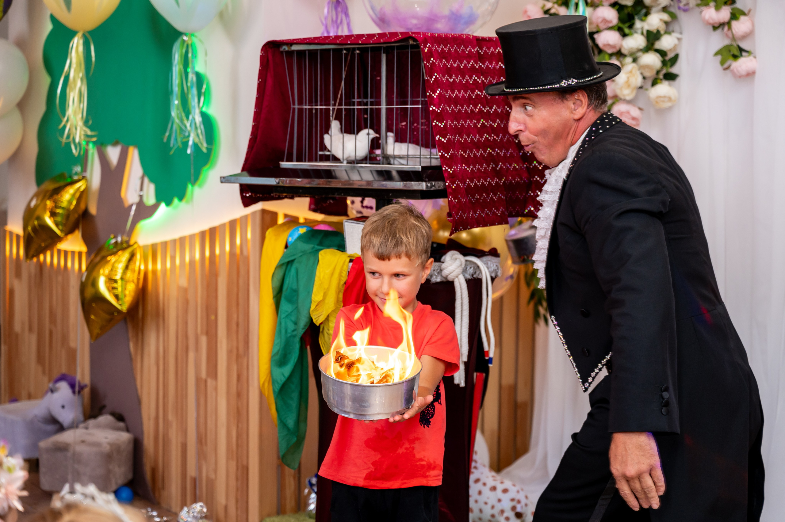 ДР в лофте с фокусником