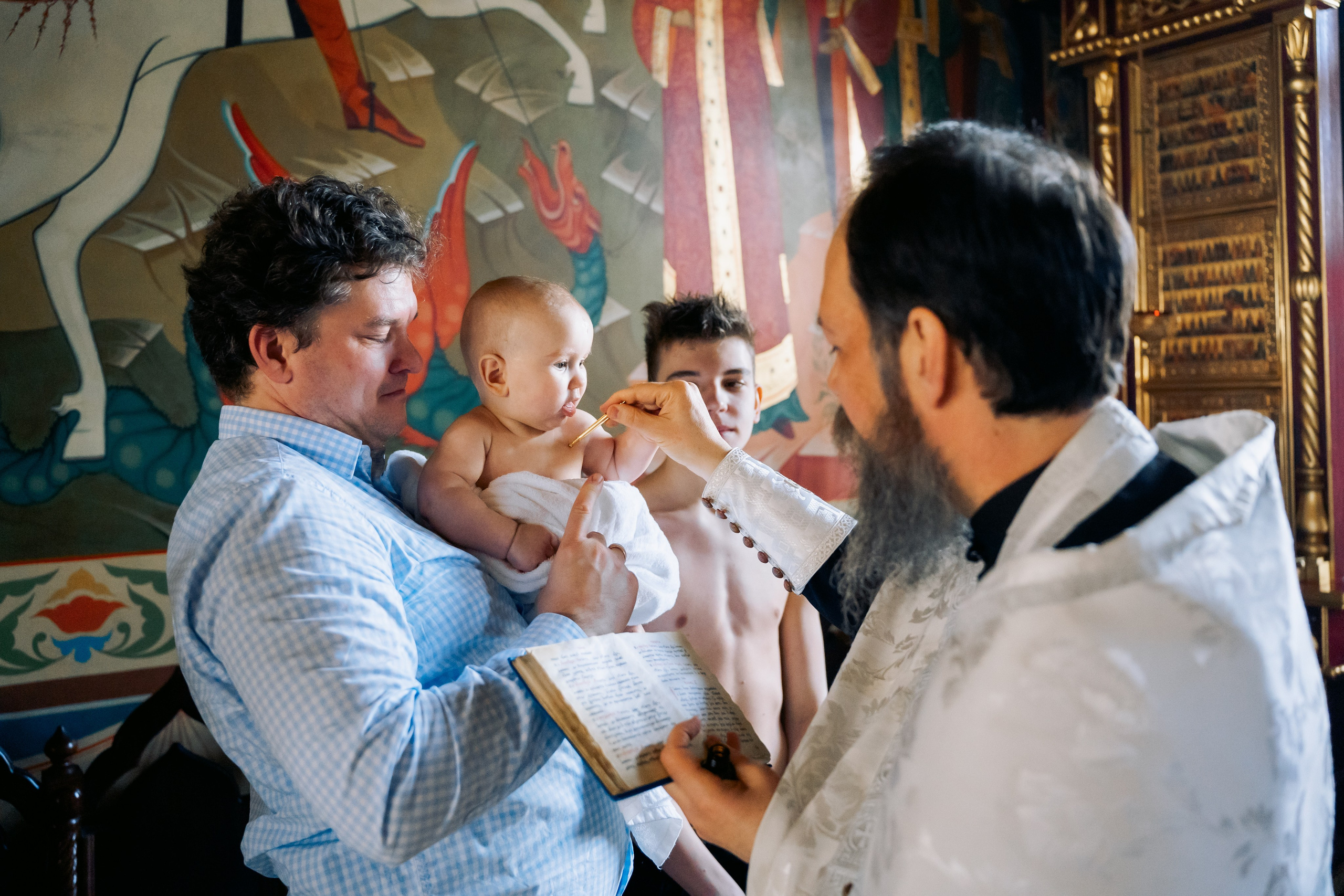 Крещение Мирона. Фотограф Казакова Анастасия