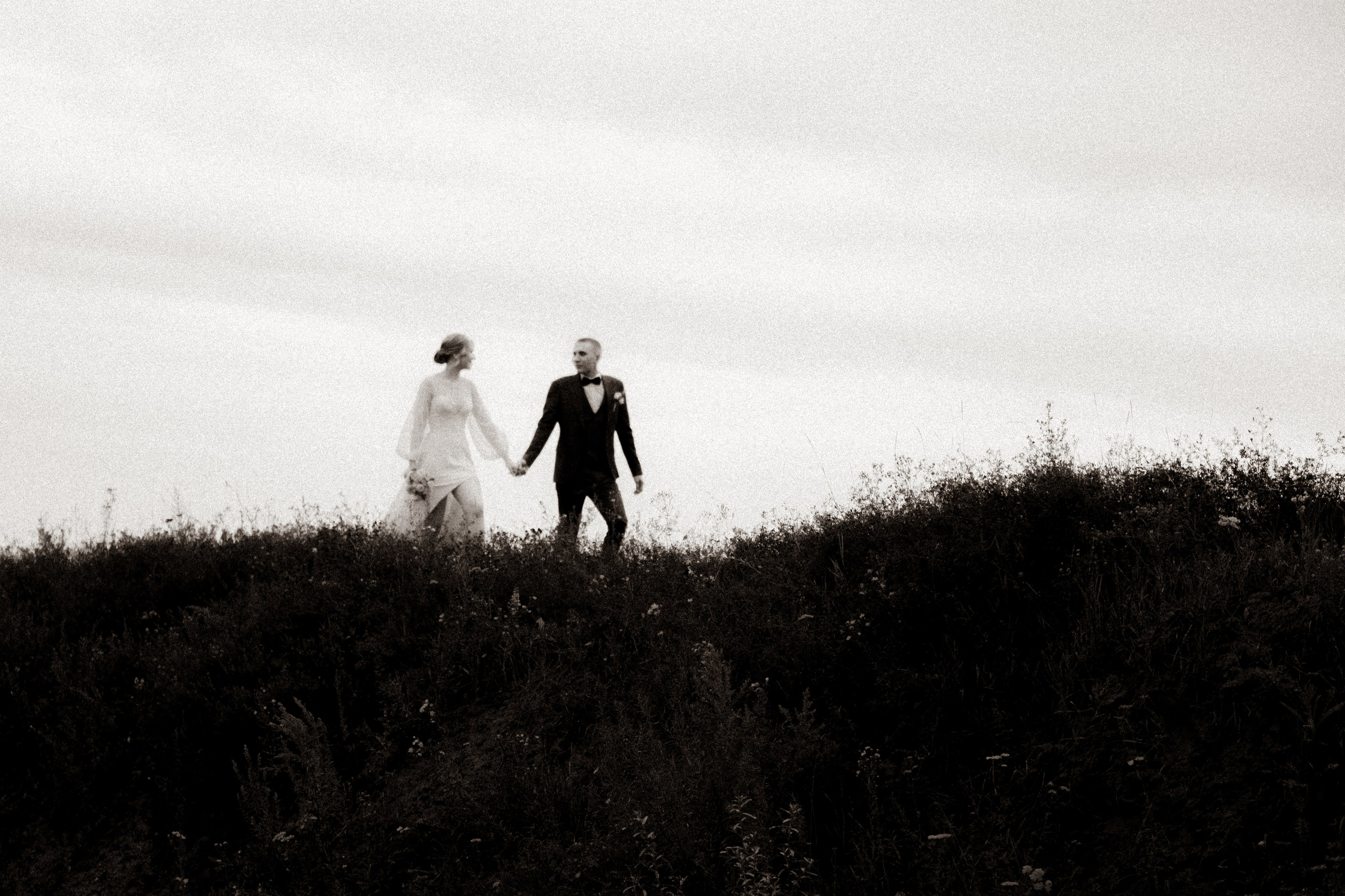 Свадебные фотографии. Фотограф в Барнауле Дарья Бутурлакина. Люби.Цени.Касайся