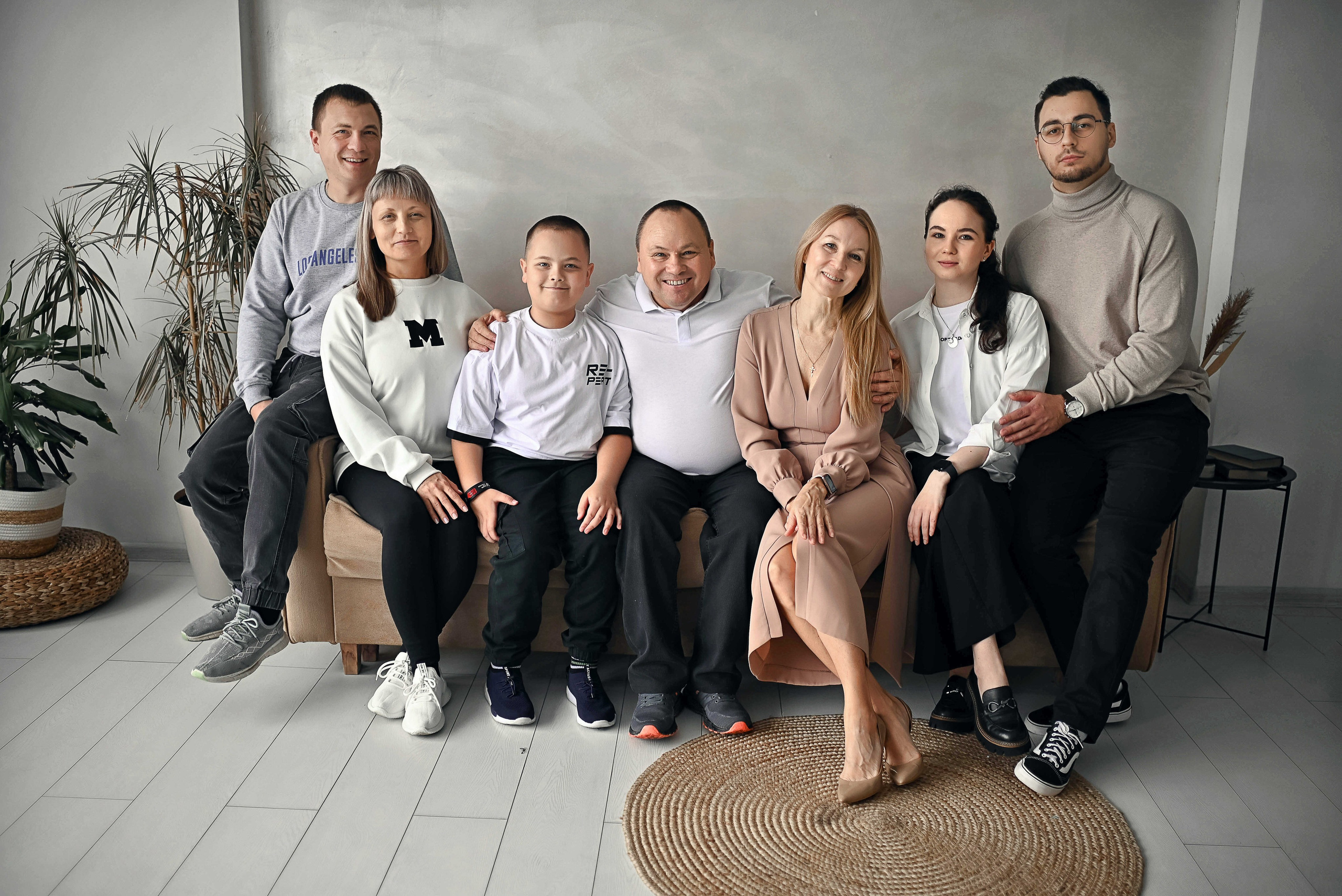 Сьемка поколений. Фотосессия большой семьи в Красноярске. Фотографы крещения/венчания  Красноярск Татьяна и Вячеслав Переваловы