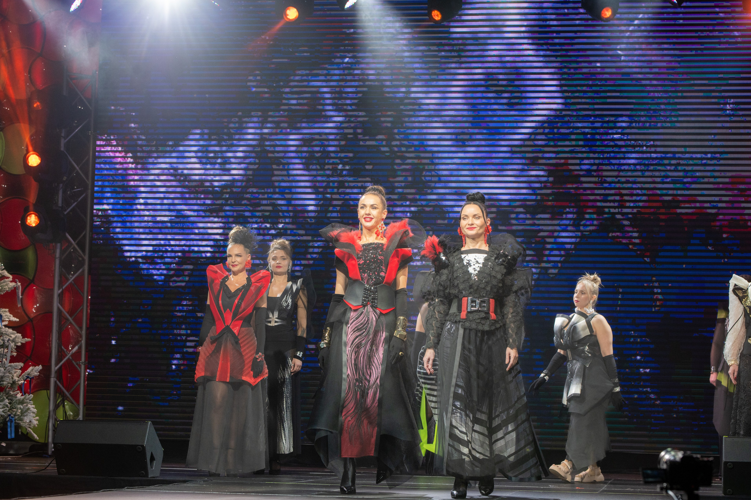 Большая новогодняя тусовка. Фотоуслуги, услуги фотографа, фотографирование важных событий