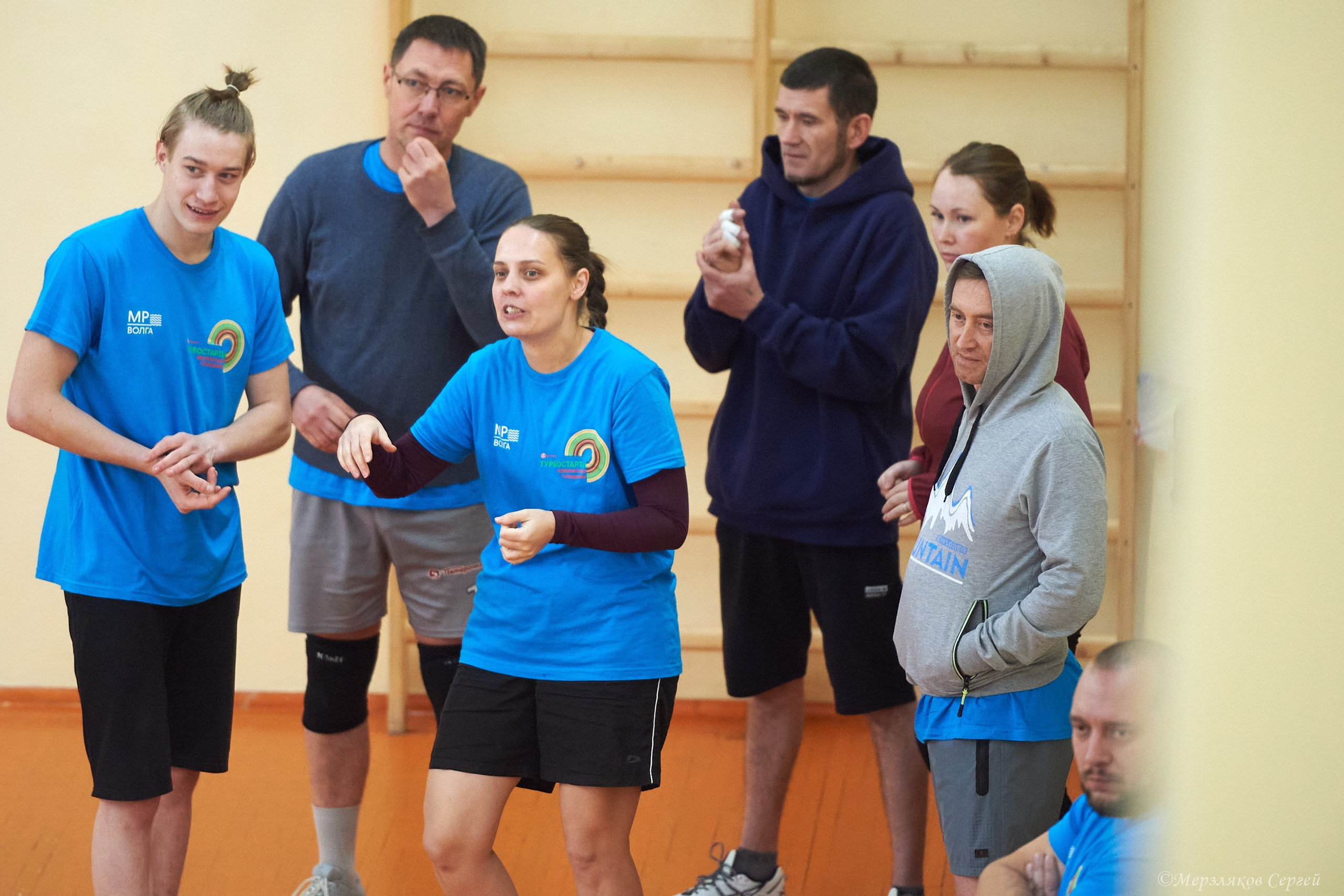 Новогодний турнир по волейболу. Ижевск. 15.12.2023. Спортивный репортажный фотограф в Ижевске Сергей Мерзляков