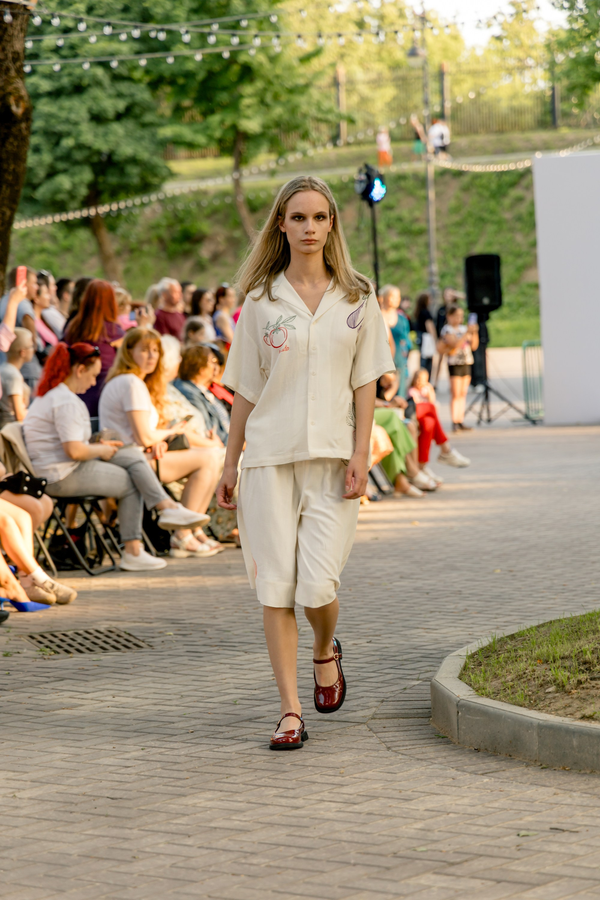 Smolensk Fashion Week 2025_показы_ДЕНЬ 1_ВЕЧЕРНИЙ ПОКАЗ_19:00. Главная