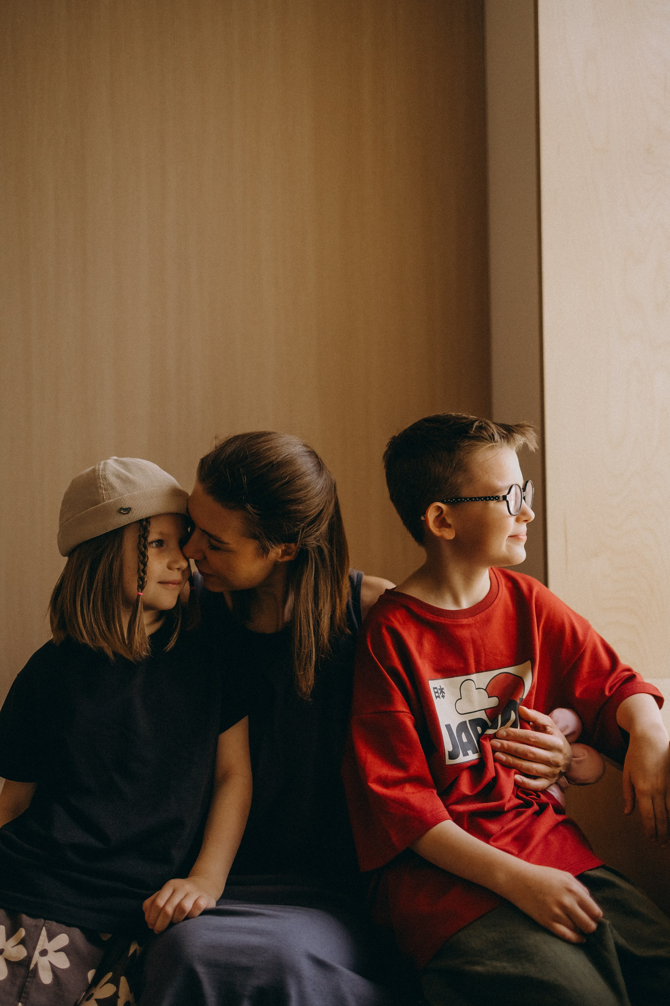 Таня, Костя, Стеша. Главная