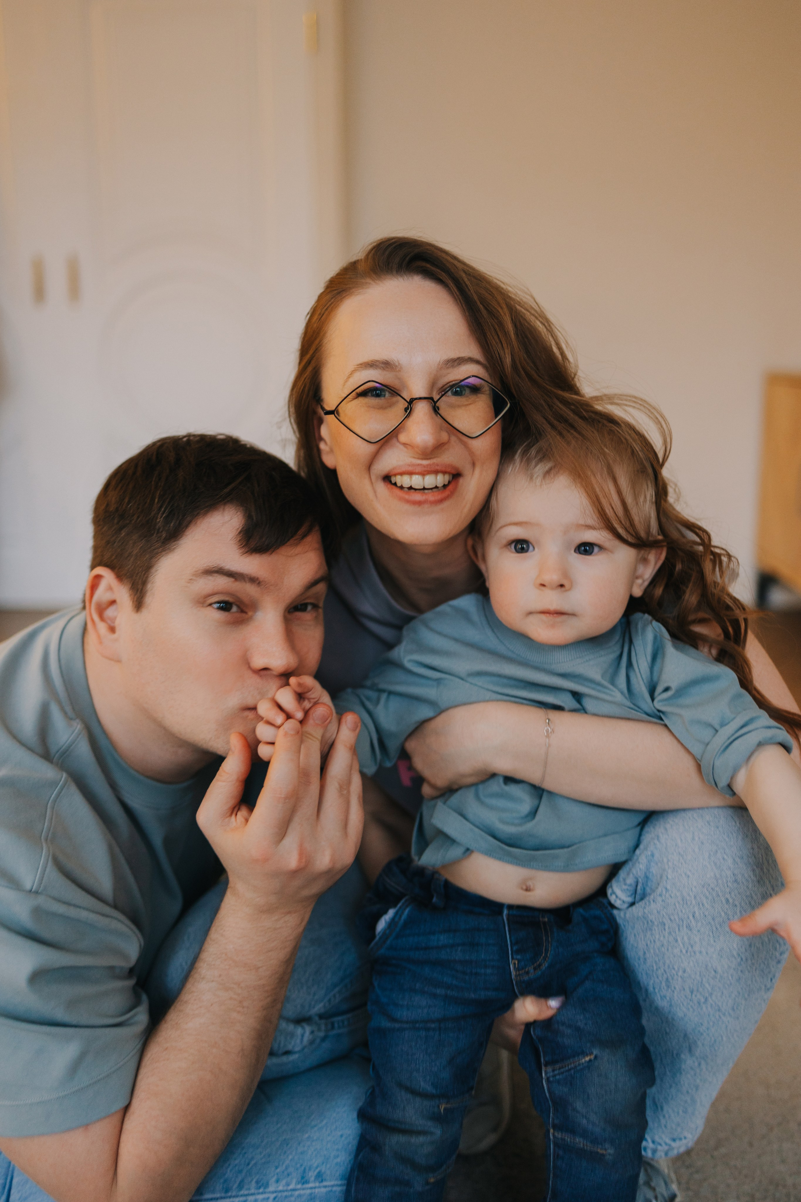 Большая семья. Домашняя фотосессия