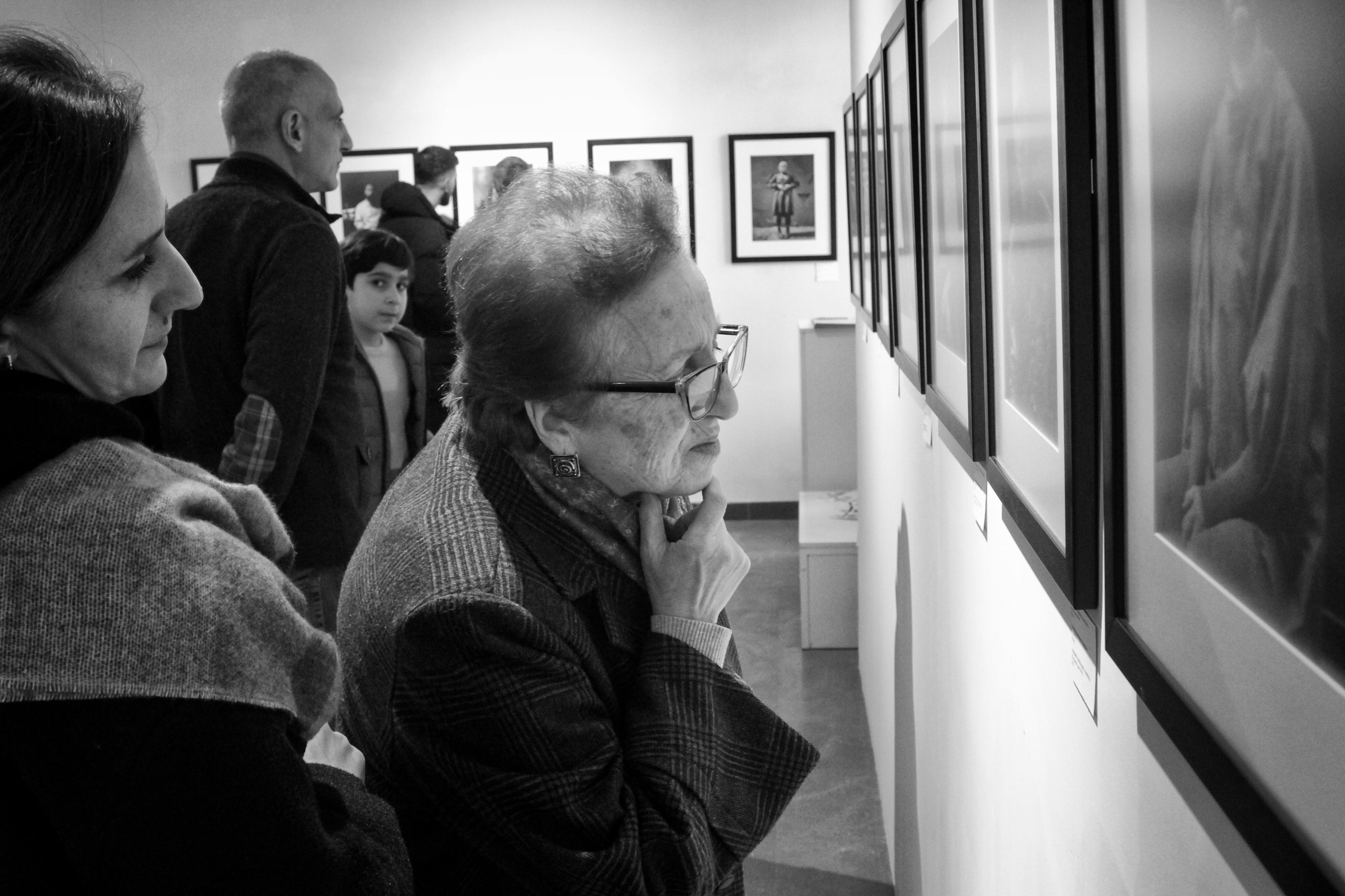 Выставка в г. Гюмри, Армения. Фоторепортаж  Д. Несмелова. Арт-фотограф Ксения Якутович