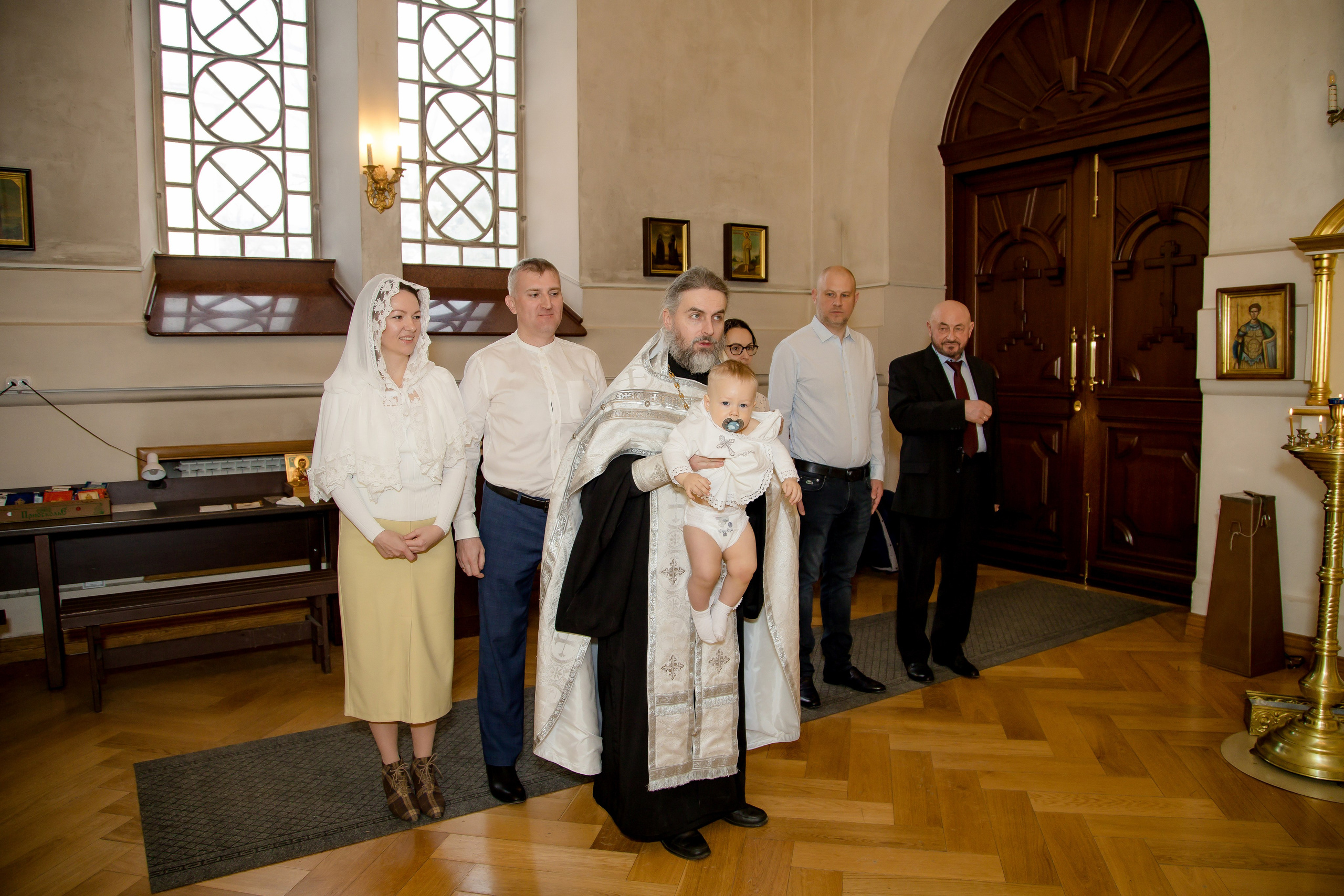 Крещение. Фотограф Краснодара, фотограф в парке Галецкого.репортажный фотограф. детский фотограф, свадебный фотограф. профессиональный фотограф