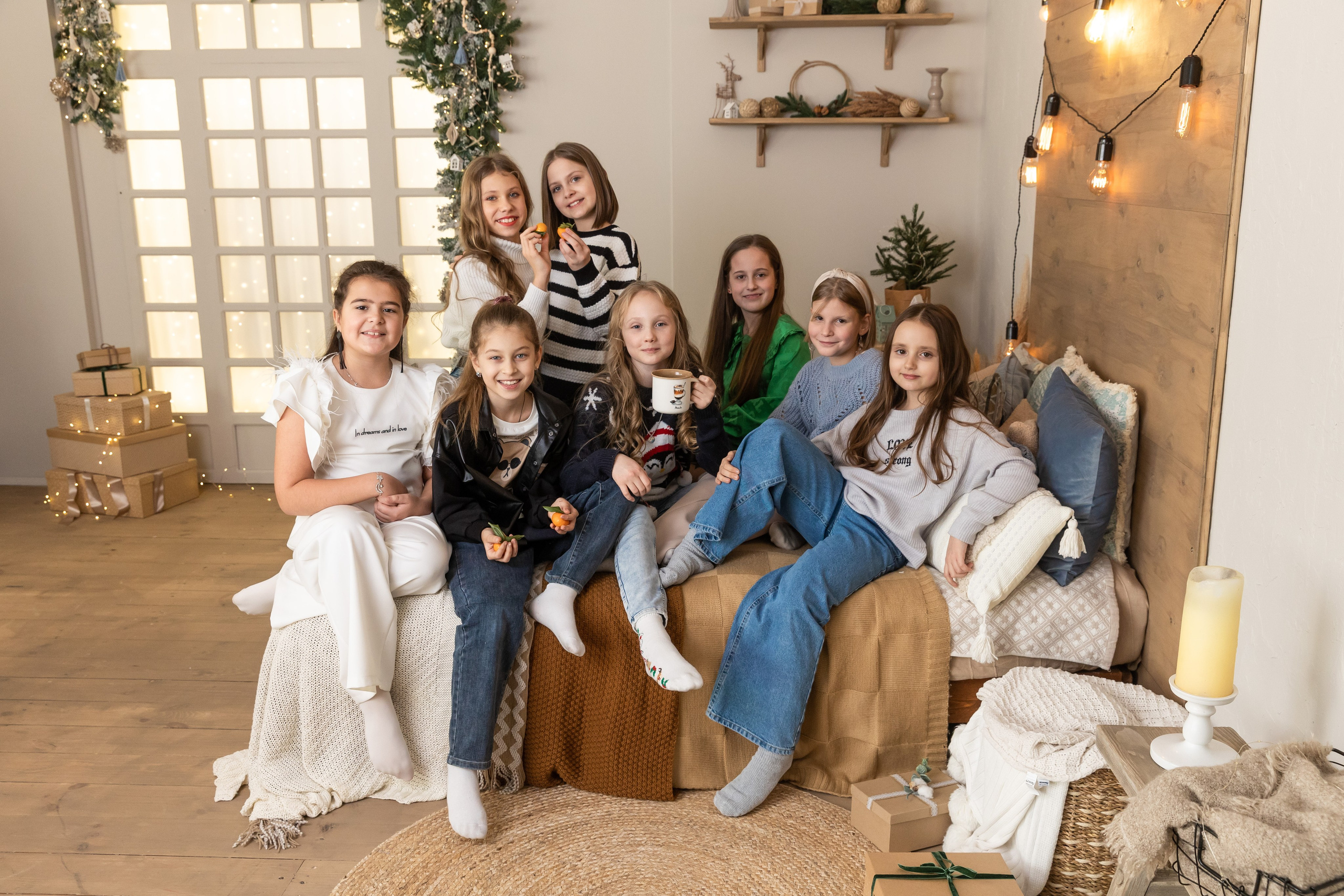 Новогодняя фотосессия в студии 4 класс. Семейный, детский, школьный фотограф в Благовещенске Яна Белоусова