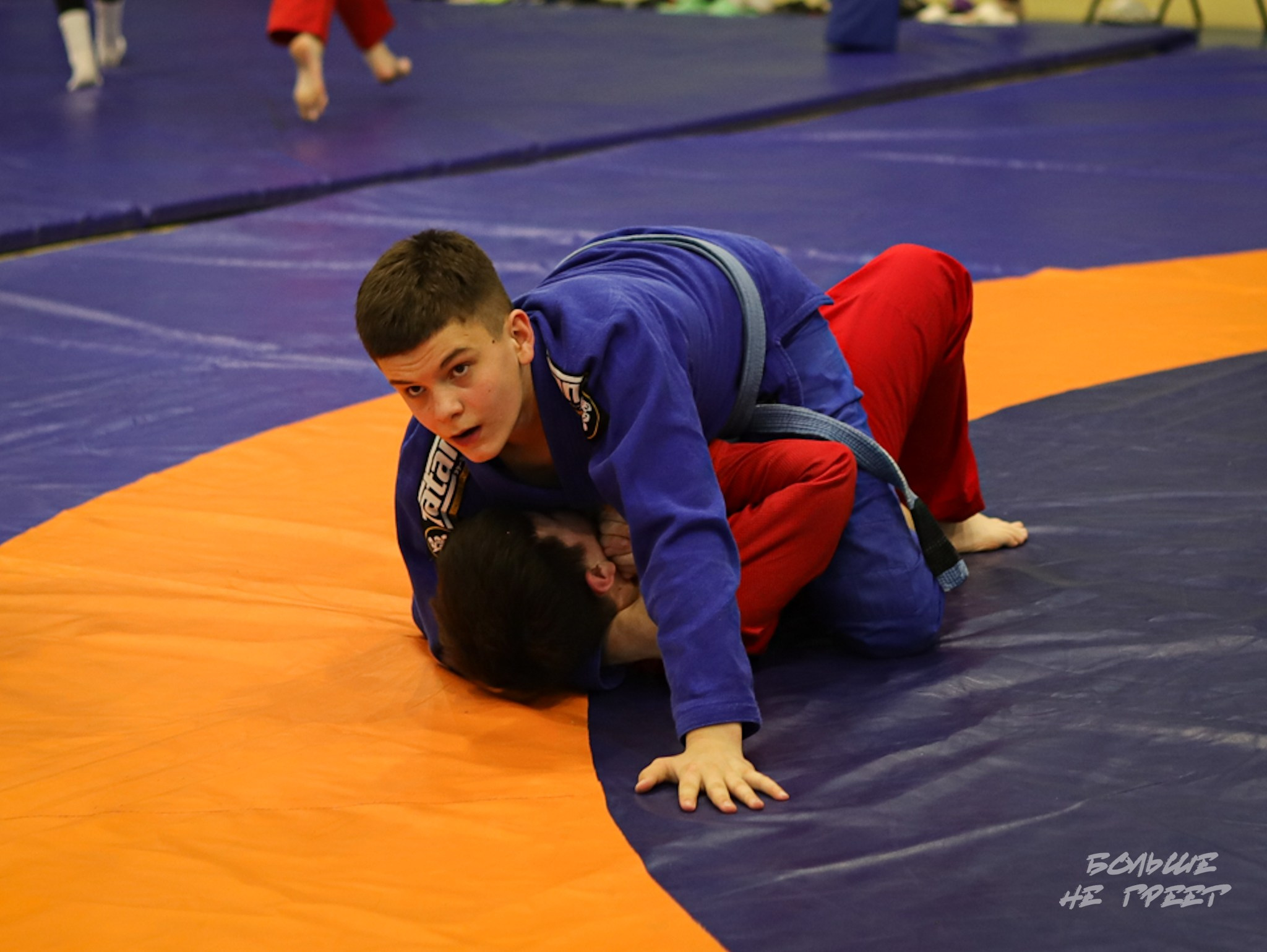 ПЕРВЕНСТВО УРФО ПО СПОРТИВНОЙ БОРЬБЕ ГРЭППЛИНГ И ГРЭППЛИНГ-ГИ. Больше не греет