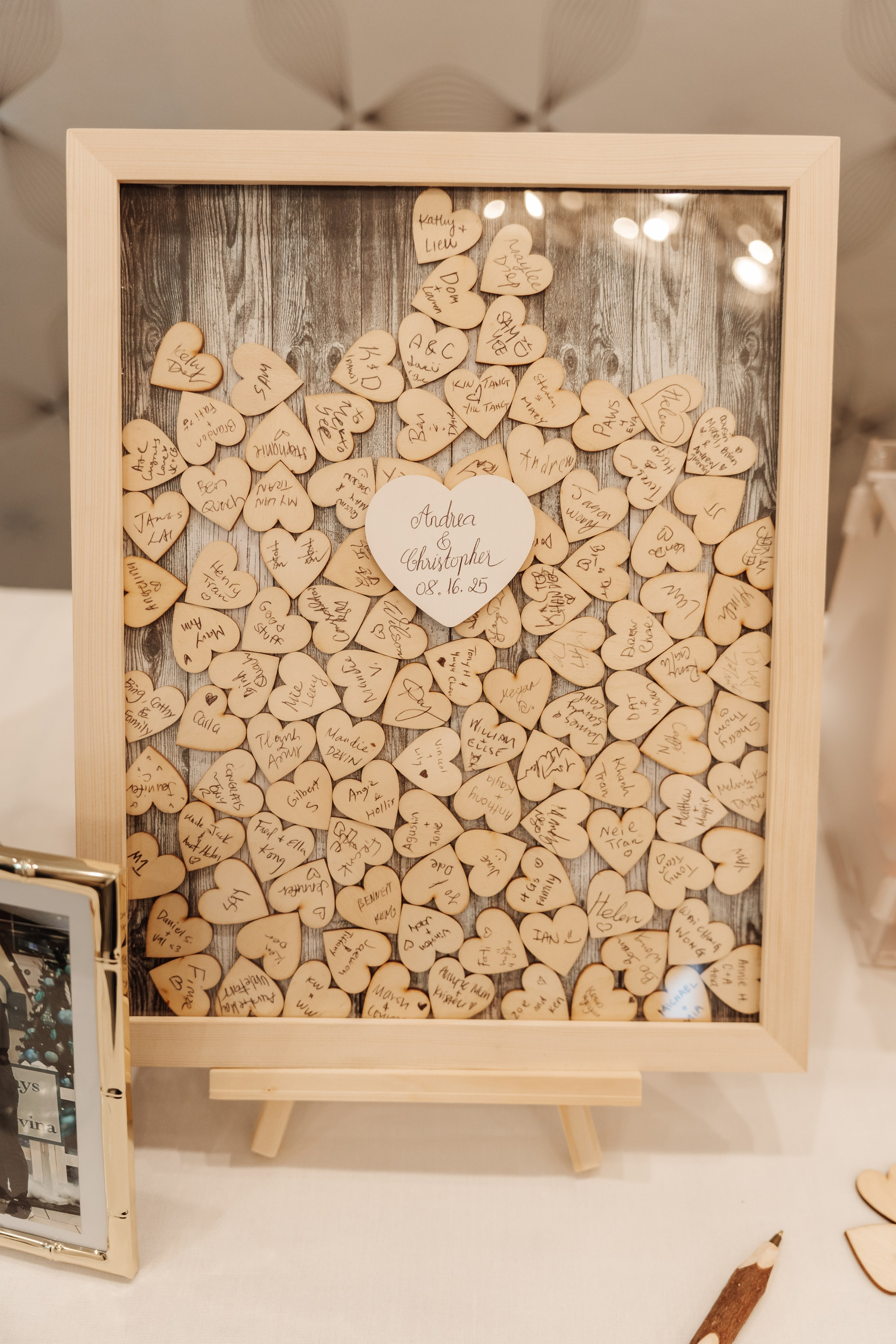 2025-08-16_AndreaChristopher. Ретушер Зенькевич Света