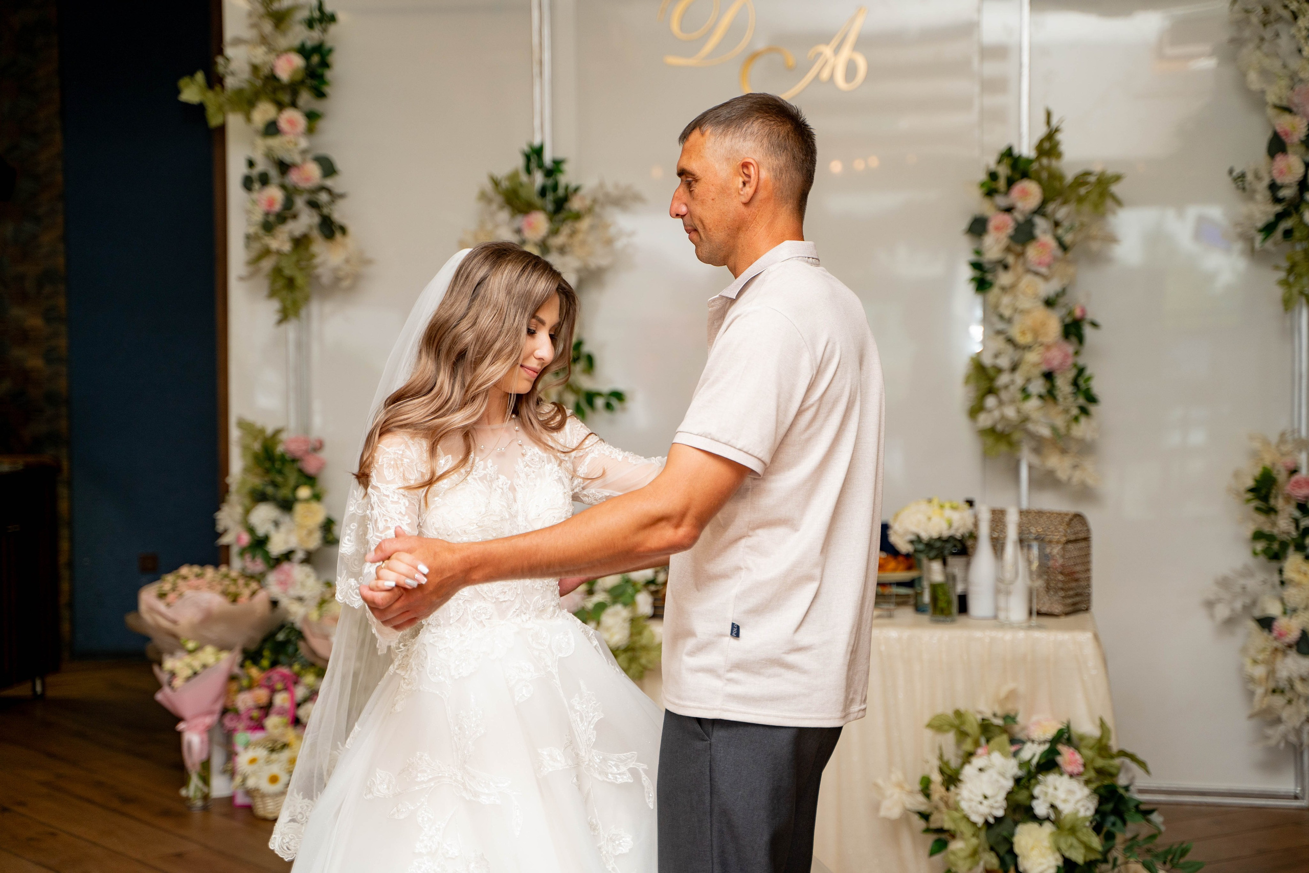 Данил и Анастасия. Видеосьемка, фотосьемка свадеб, юбилеев, утренников в Краснодарском кр