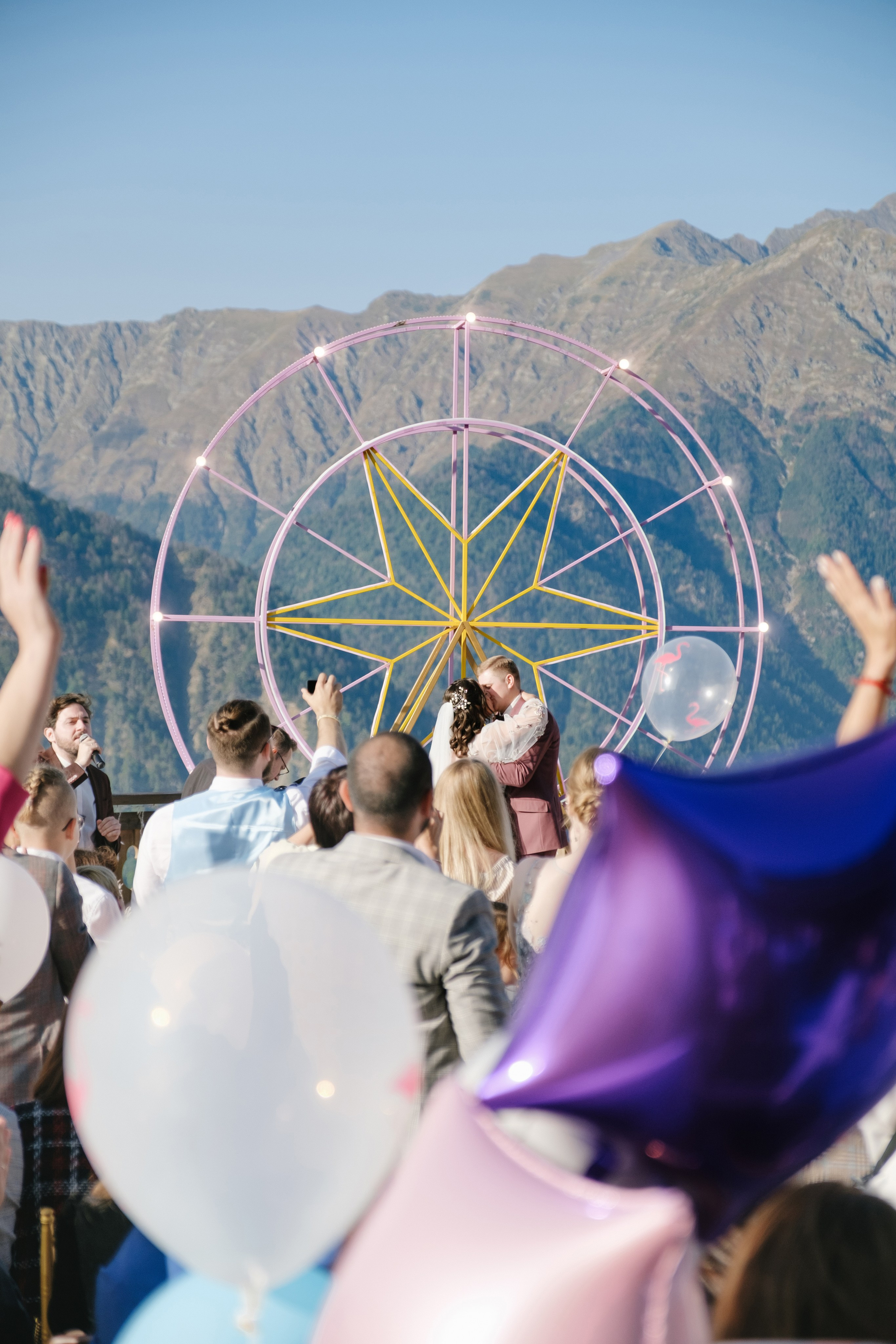 Фестиваль чувств. Свадебный Видеограф Фотограф в Сочи