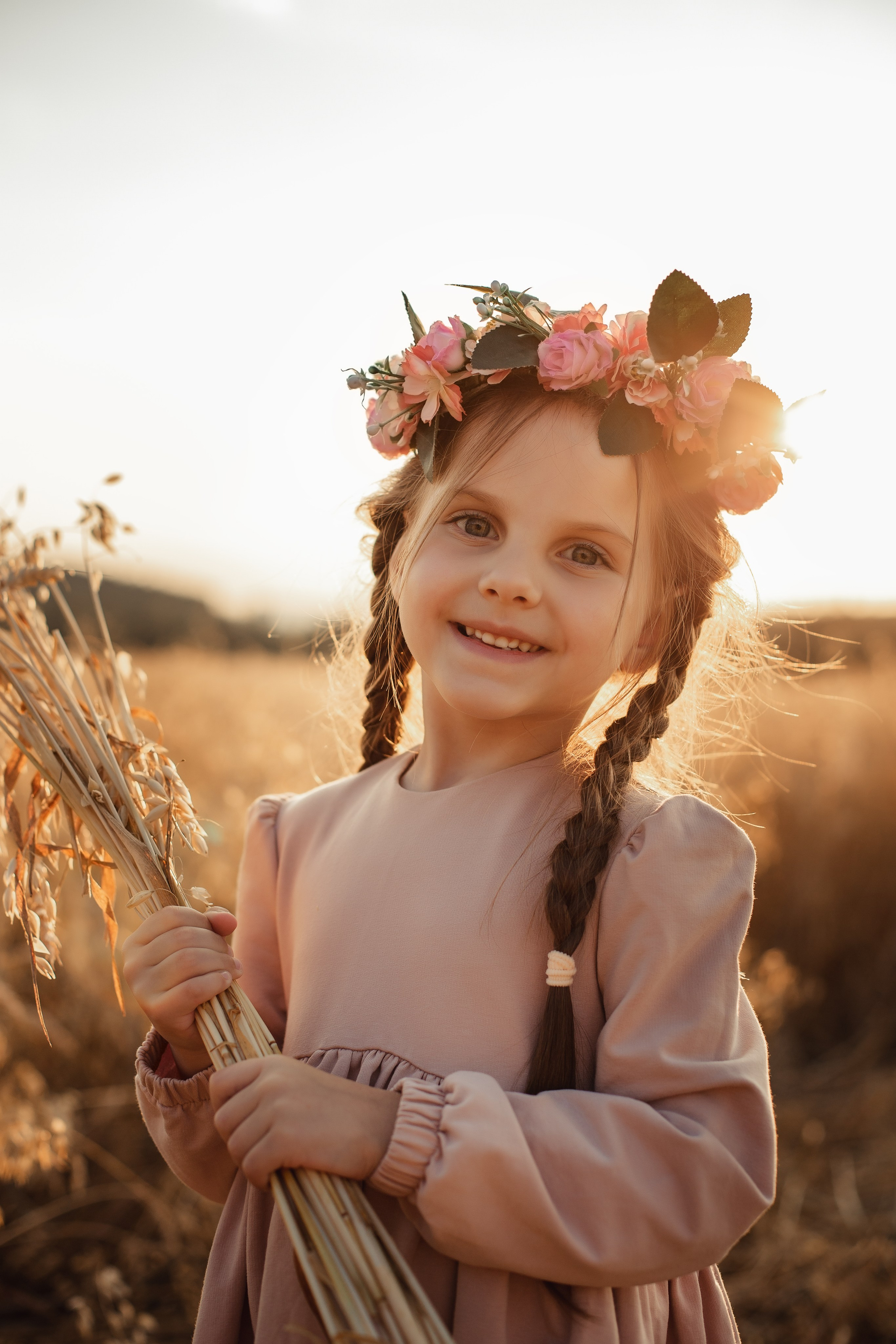 Семейная фотосессия в поле. Фотограф Анна Лазарева