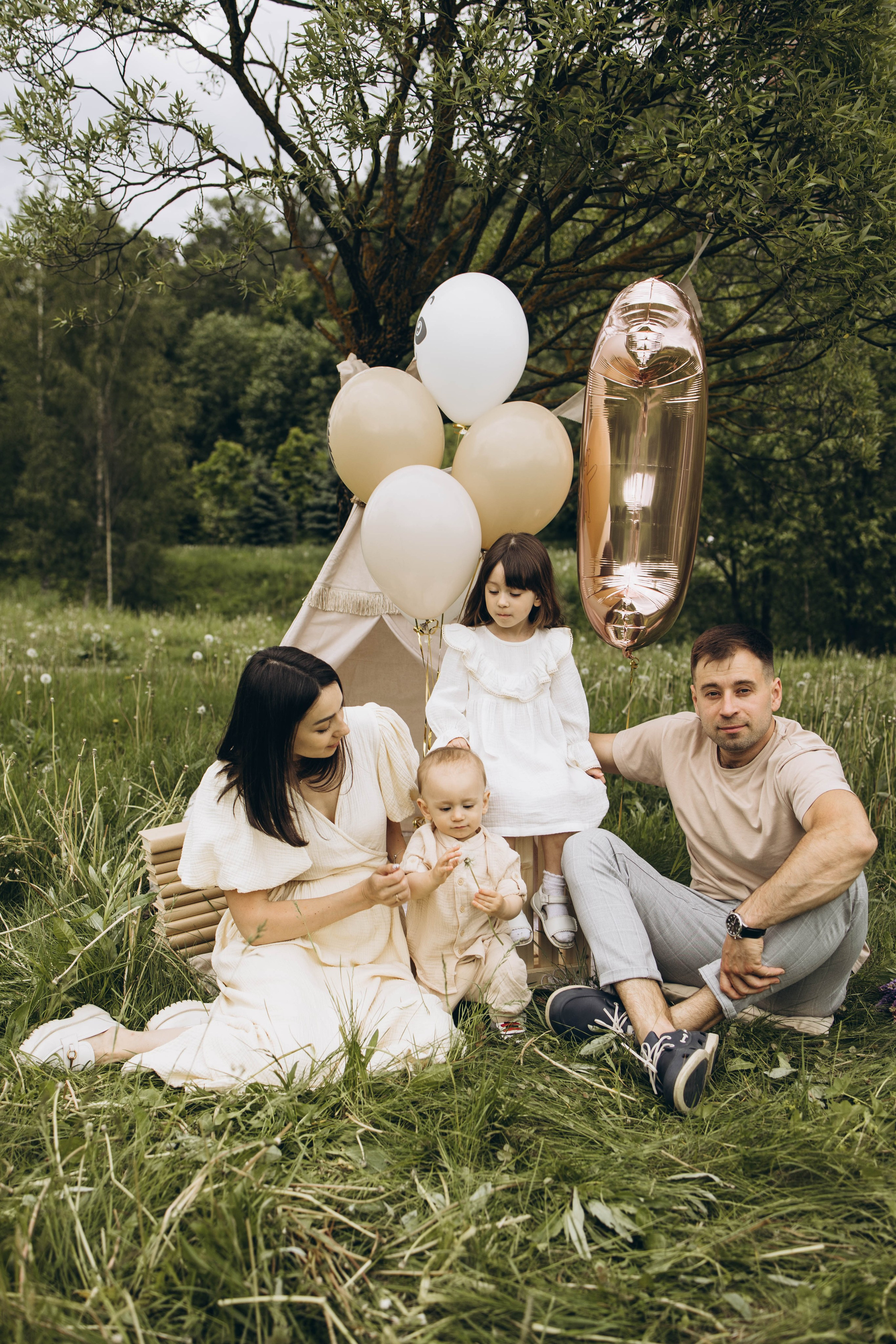 Маша, Женя, Ариана и Мирон. Семейный фотограф в Москве Виктория Ястребинская