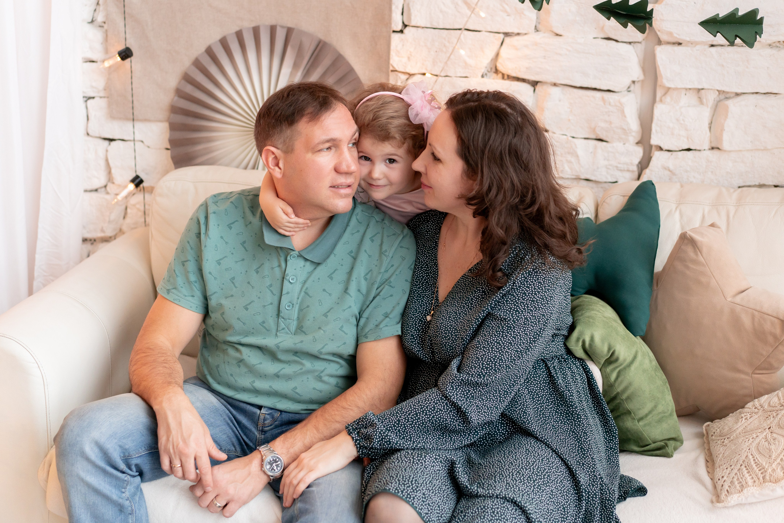 Новогодняя семейная фотосессия. Детская, семейная фотостудия в Санкт-Петербурге