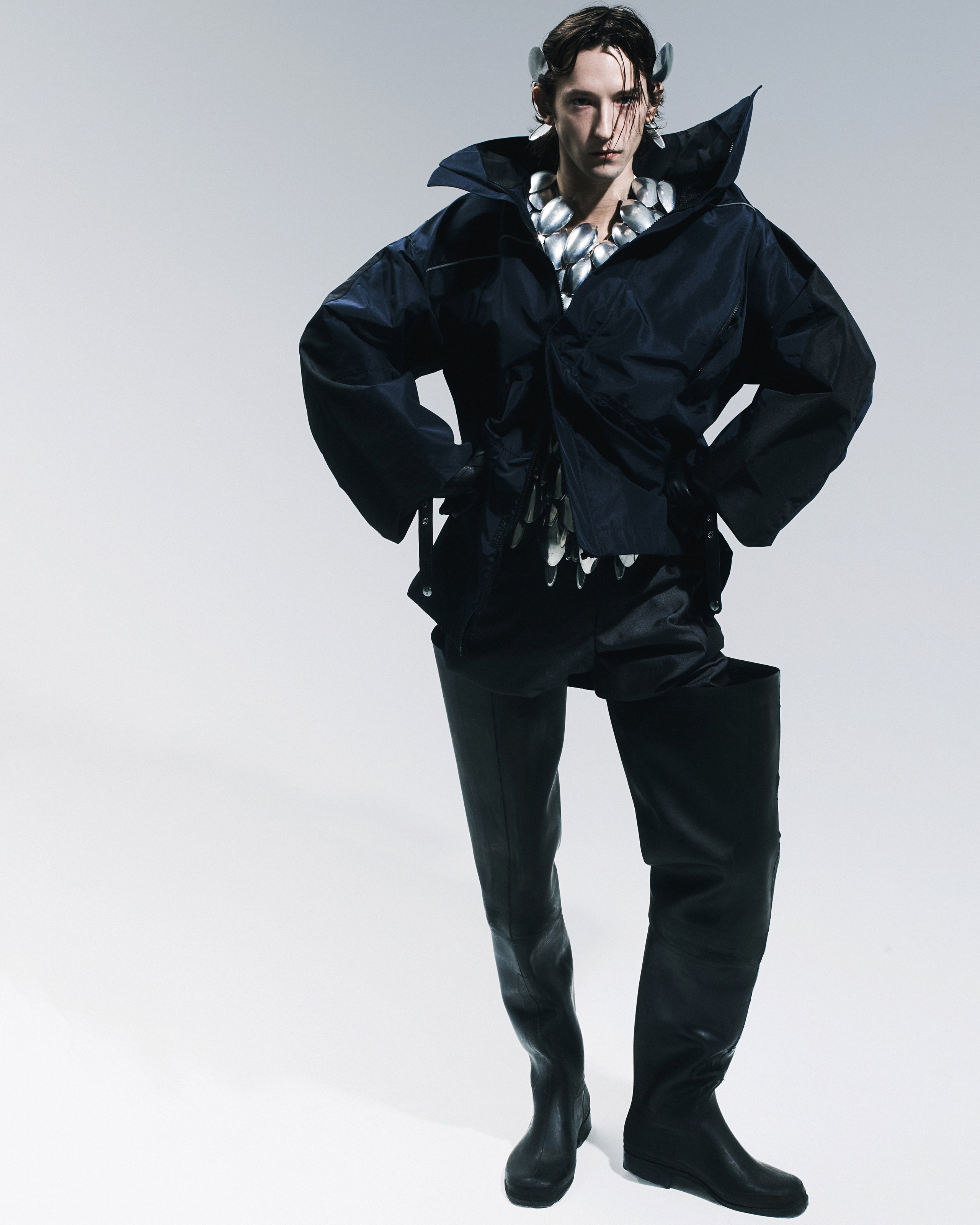 SILVER VEST. TUTSARKIS — Art Director | Stylist | Photographer