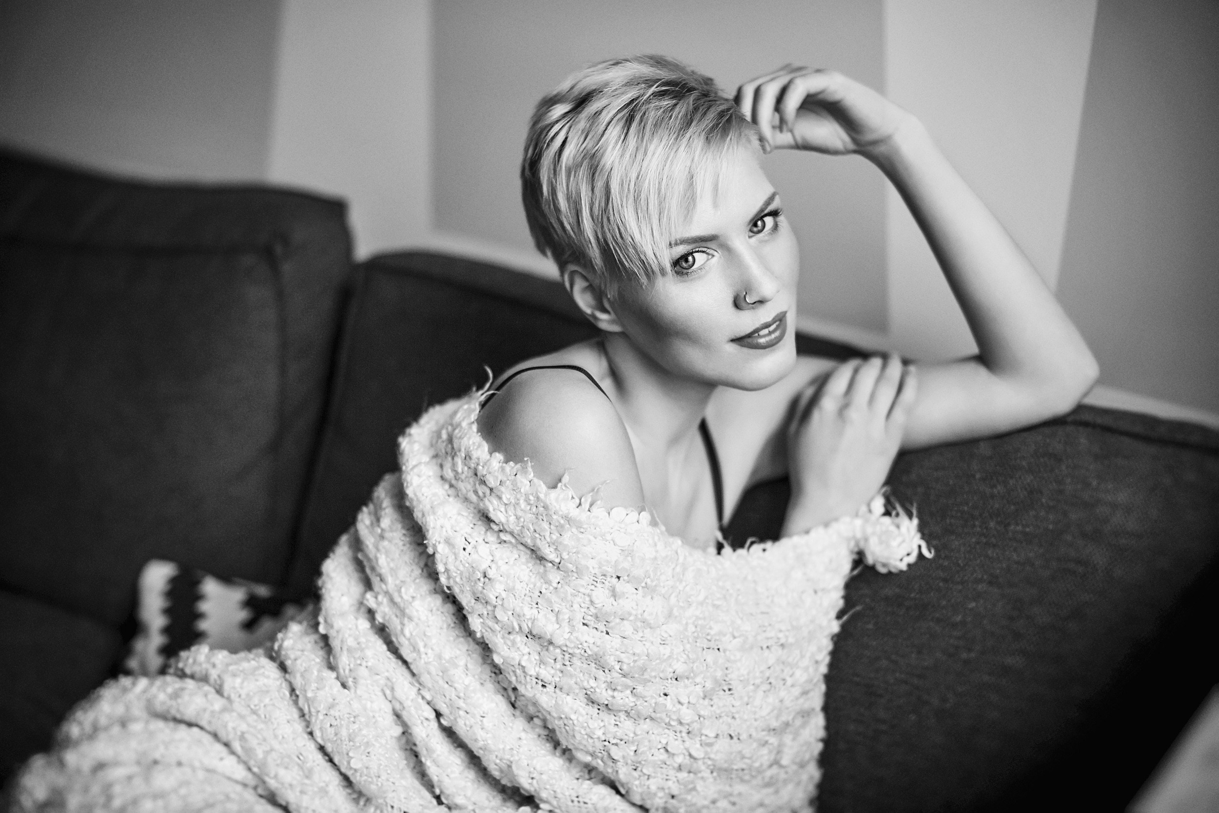 Света. Профессиональный фотограф Игорь Парфенов, Новосибирск, Москва, реклама, каталоги, контент, портрет, видео, будуар