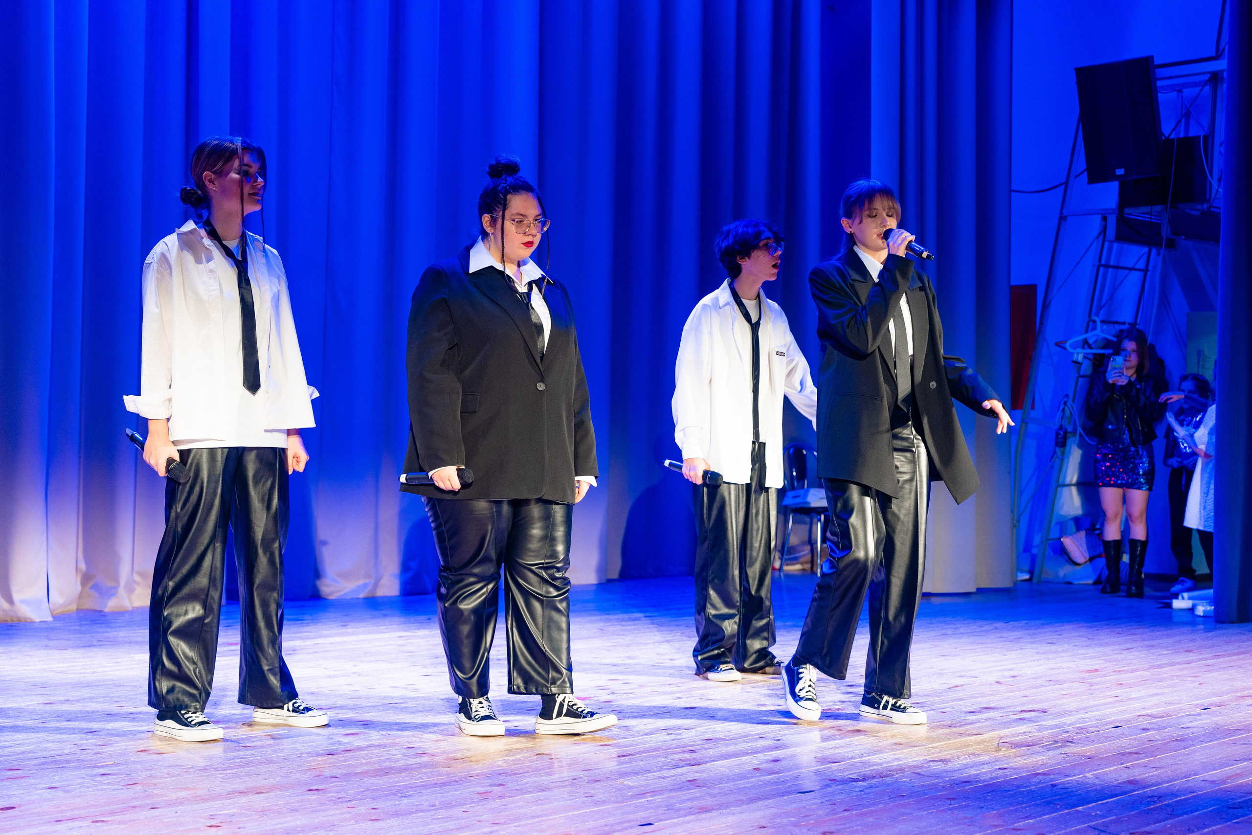 Концерт ДК Буривестник. Фотограф Никита Комаров