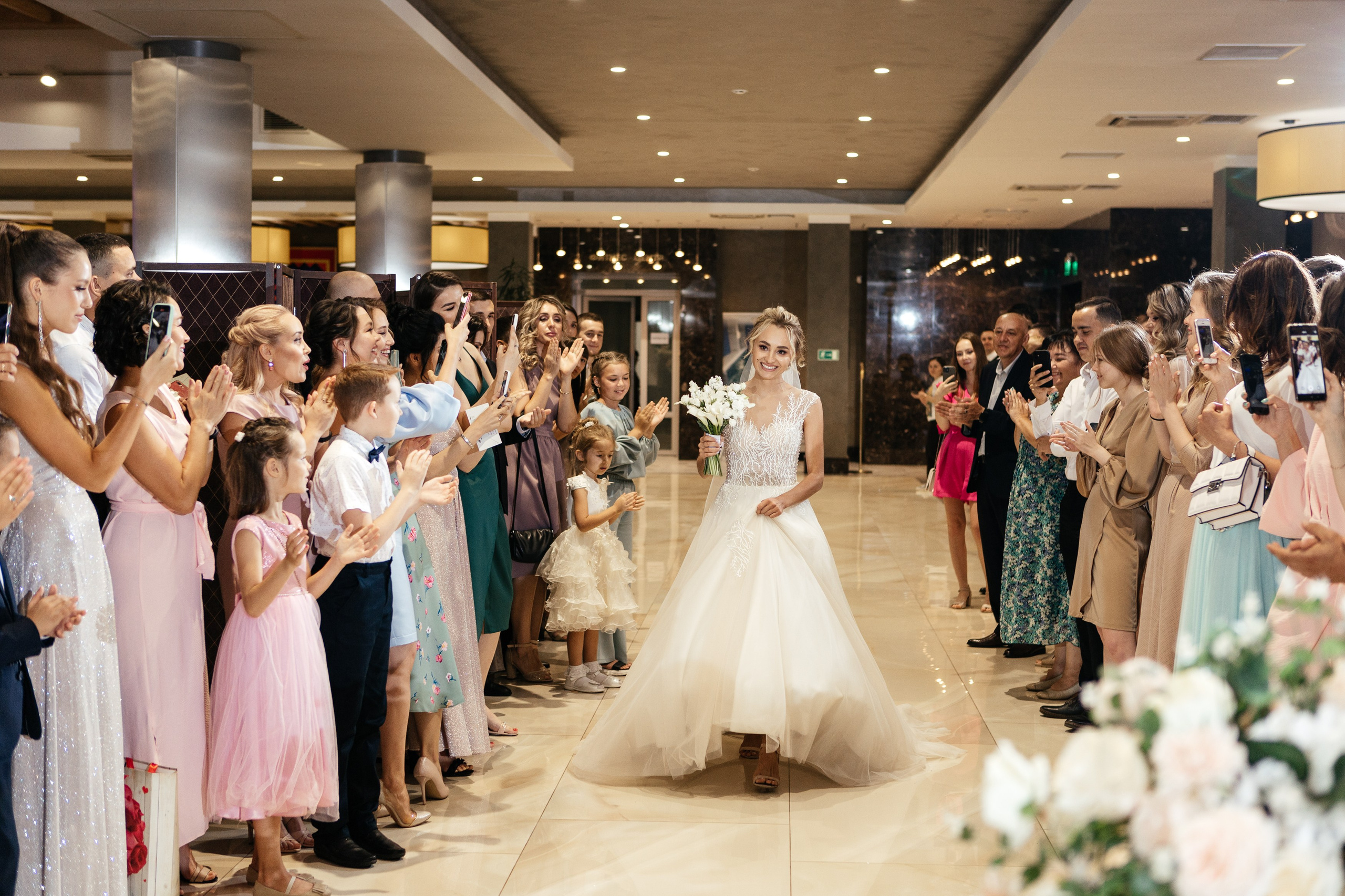 Свадебный фотограф Уфа — Руслан ГабдлисламовЖивые эмоции, красивые кадры, воспоминания на всю жизнь.Работаю по всей Республике Башкортоста. Свадебный фотограф Уфа Руслан Габдлисламов