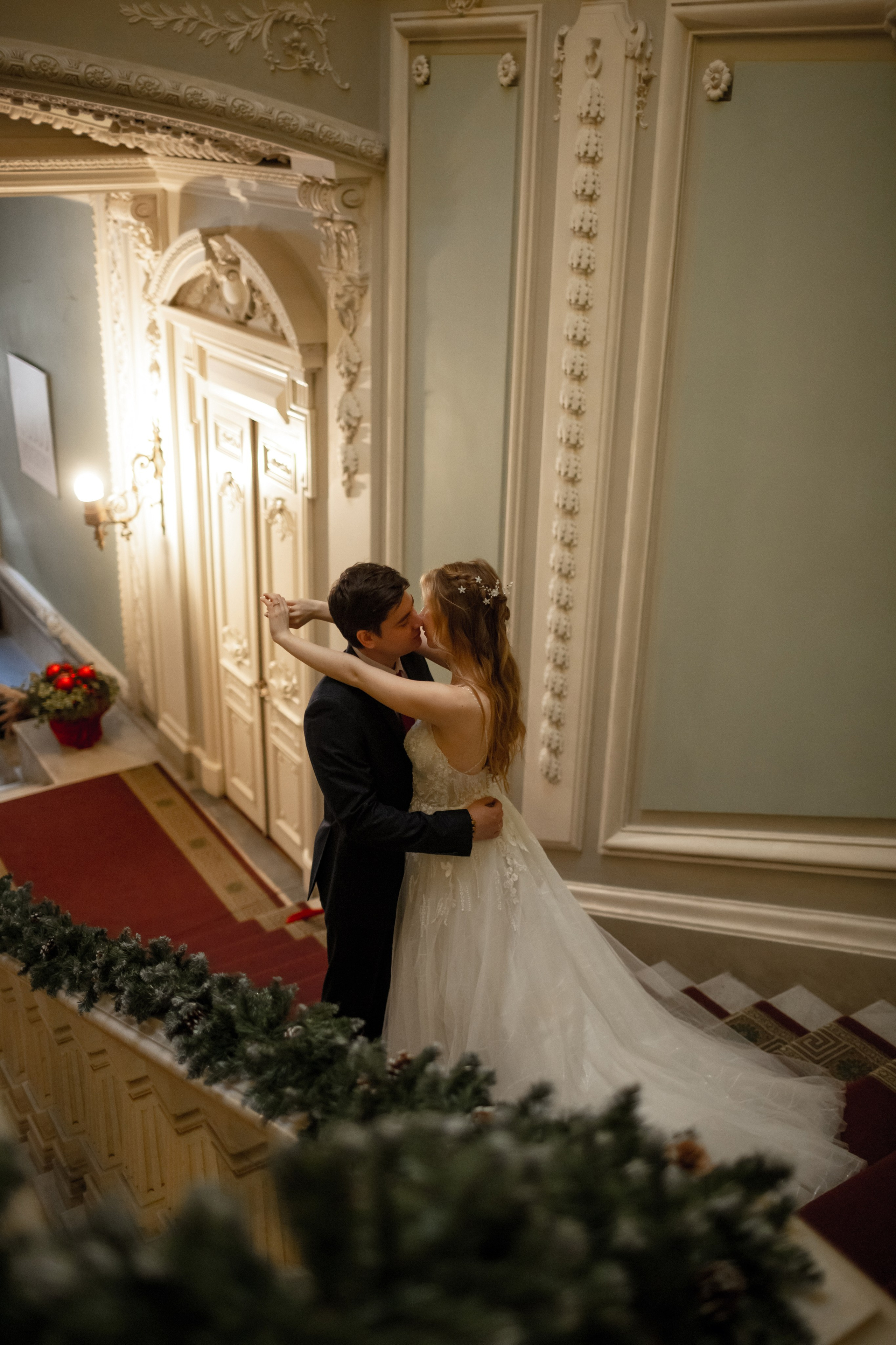 Камерная свадьба в Санкт-Петербурге. Свадебный фотограф Кирилл Белый