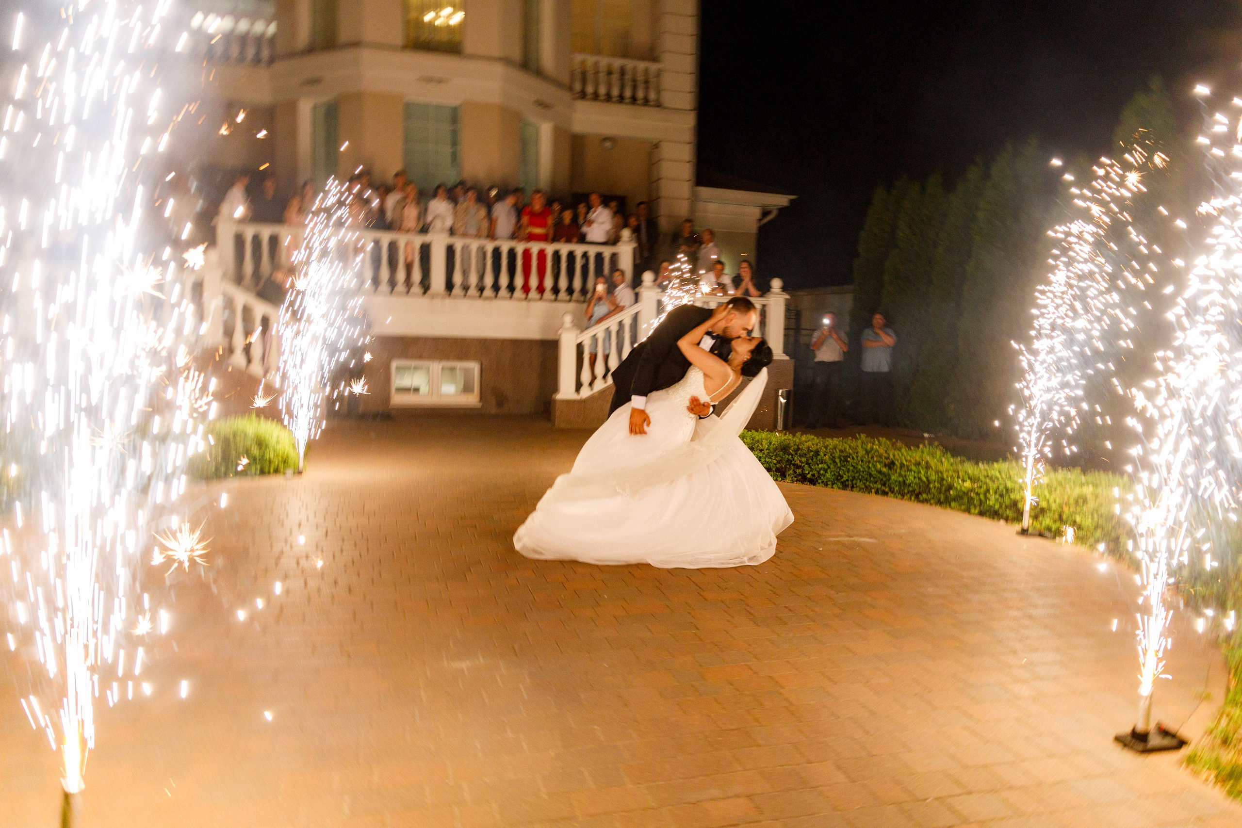 Евгений и София. Дорогой друг! Приветствую тебя на моем сайте!