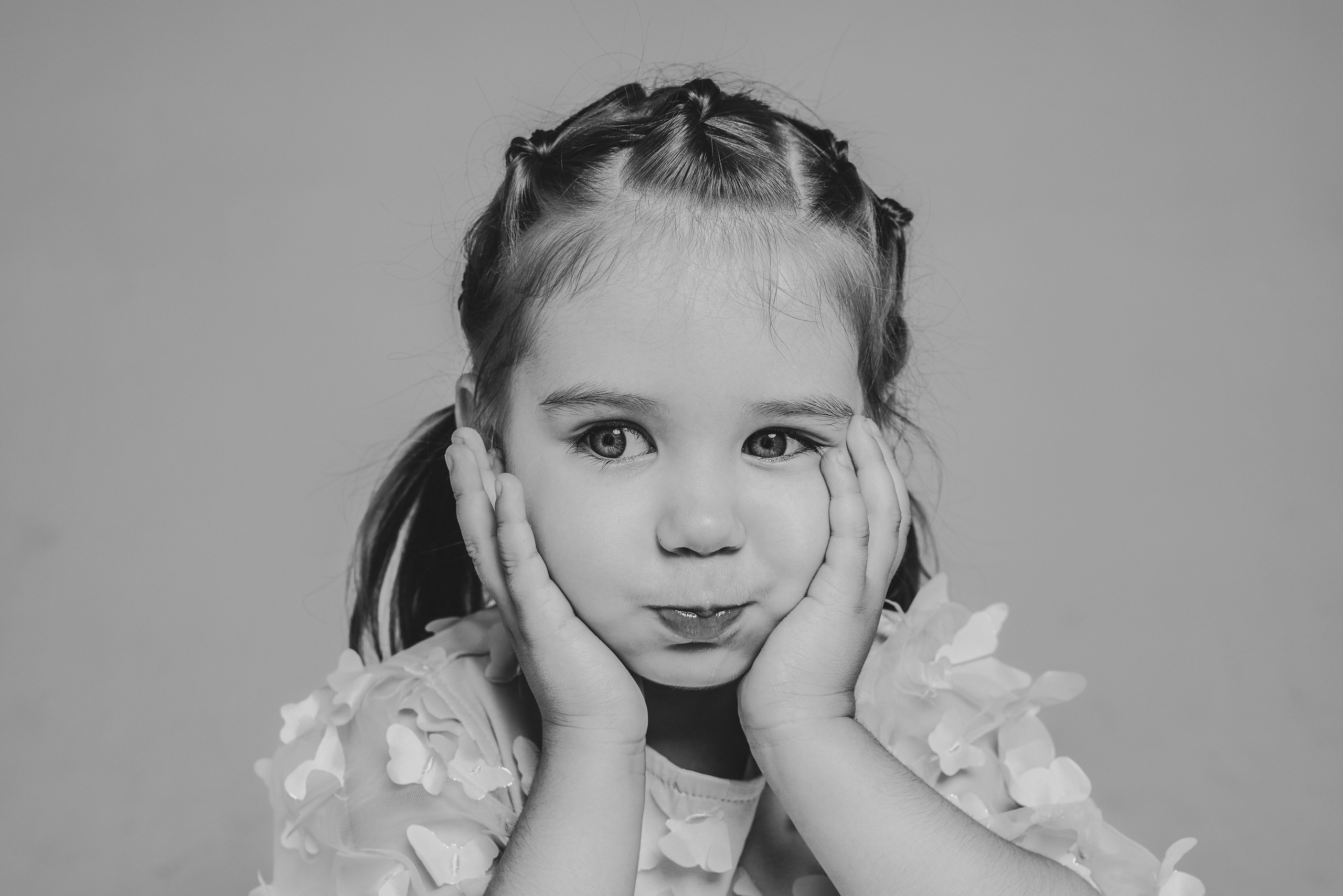 Katya & Anya. Natalia Finch Photography — Family, Kids & Pet Photographer in Chicago, IL