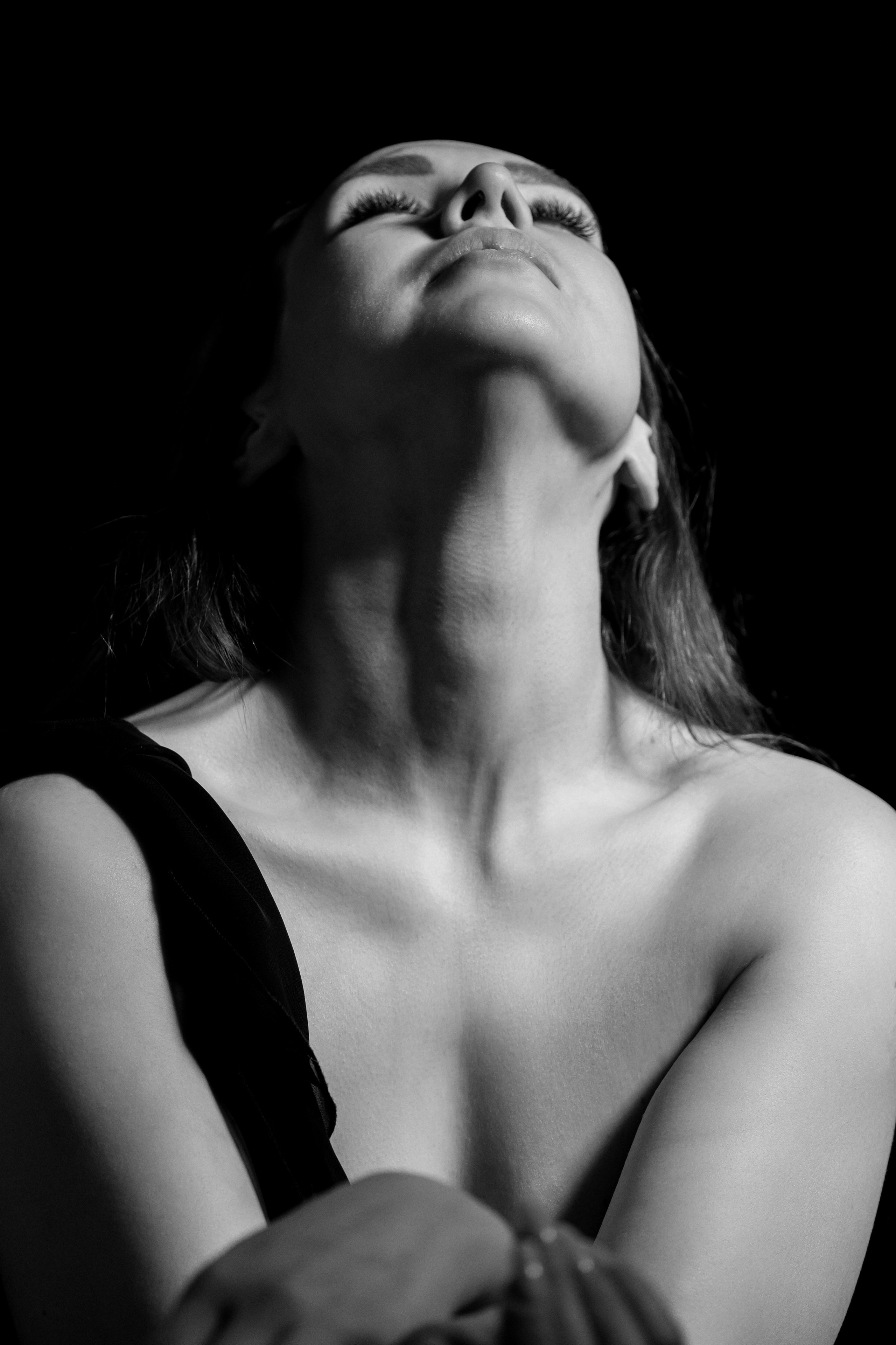 Черно-белая художественная фотосессия в Калуге. Фотограф Регина Барская, Калуга