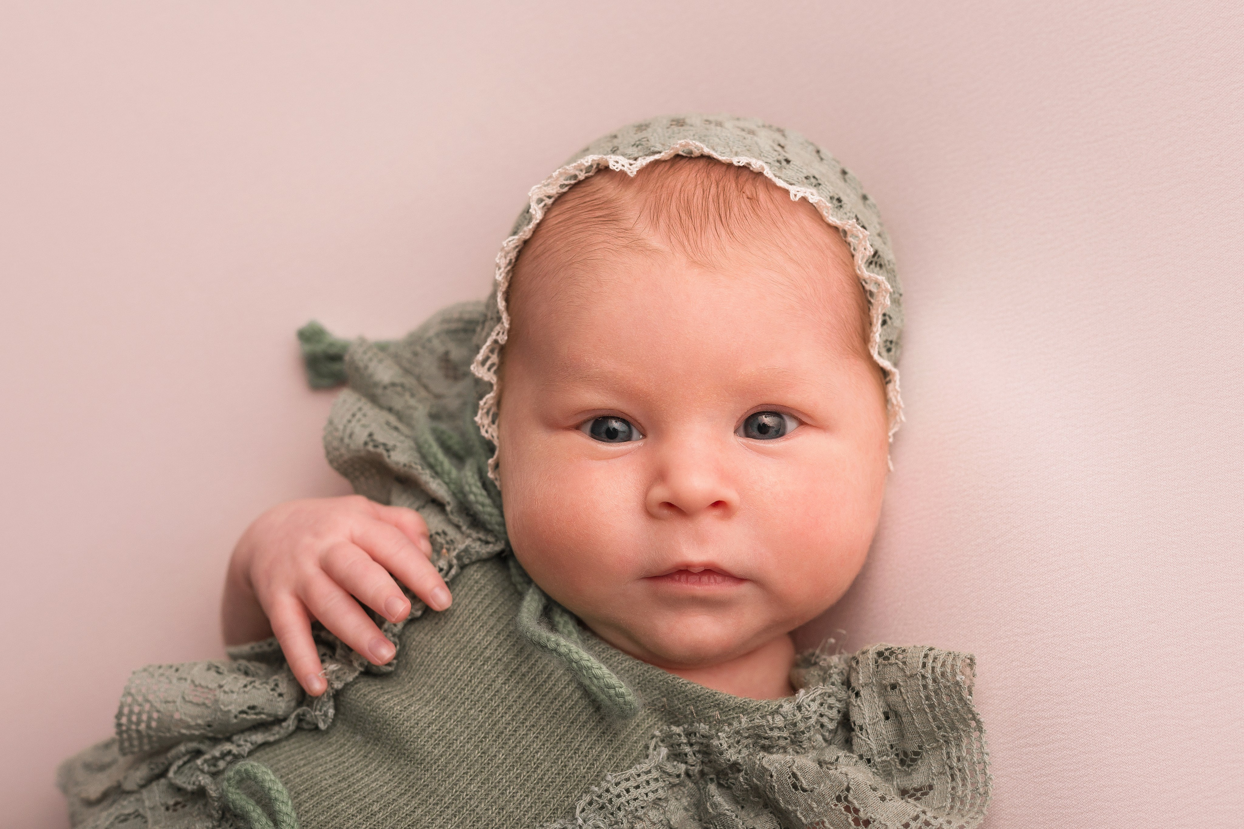 Девочки. Фотограф новорожденных в Омске Анастасия Моисеева